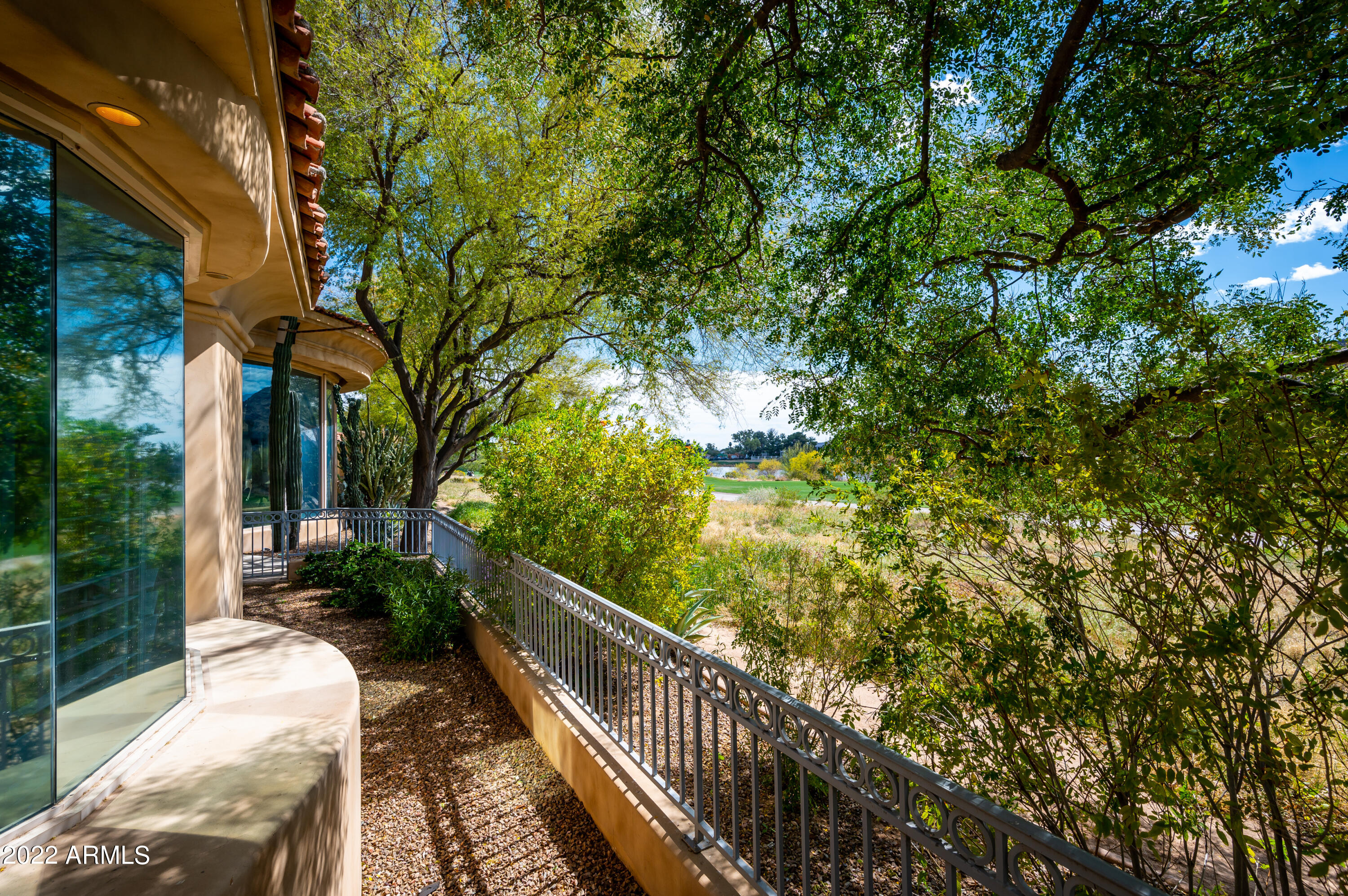 CAMELBACK COUNTRY ESTATES UNIT 5 - Residential