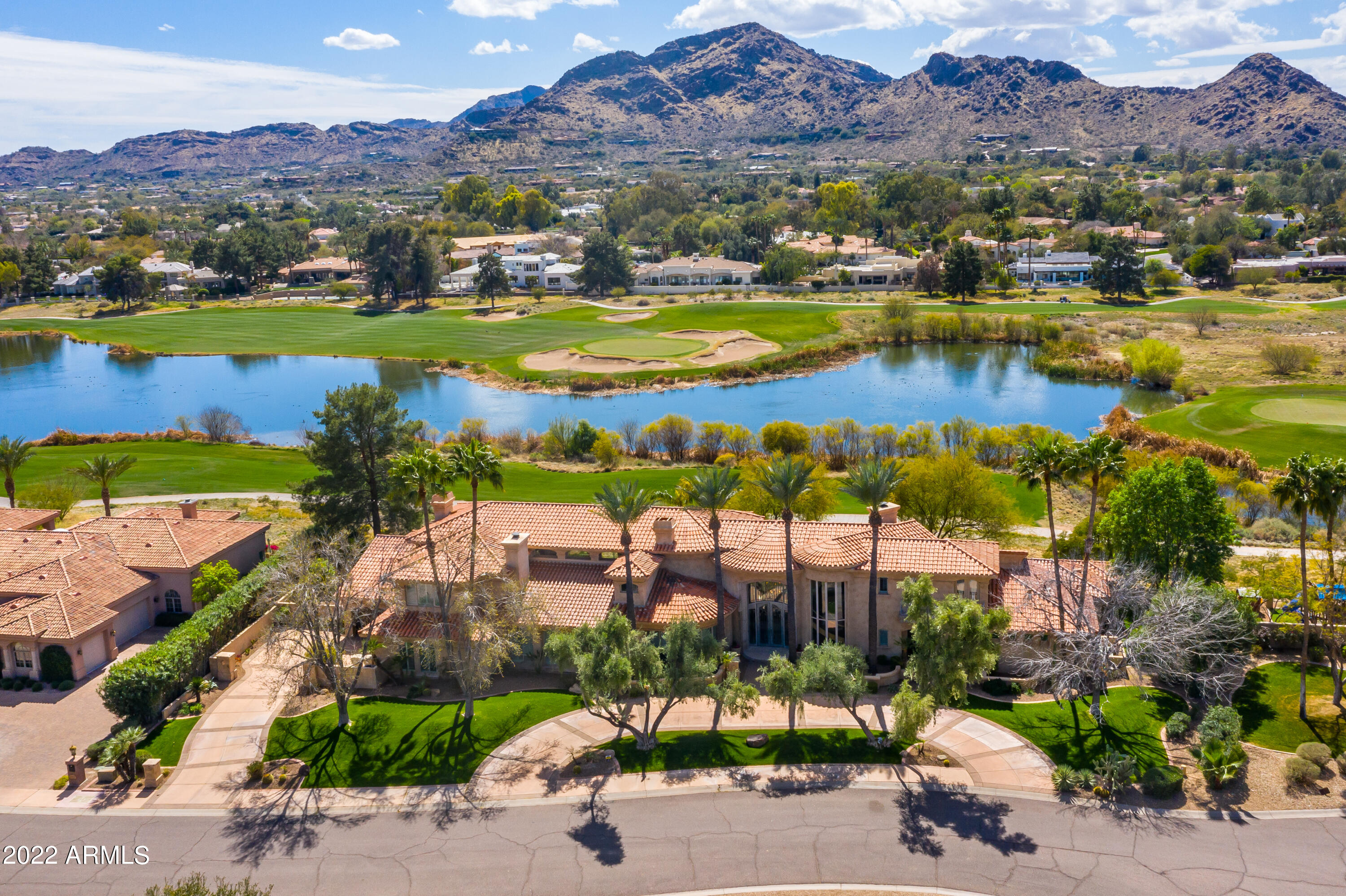 CAMELBACK COUNTRY ESTATES UNIT 5 - Residential