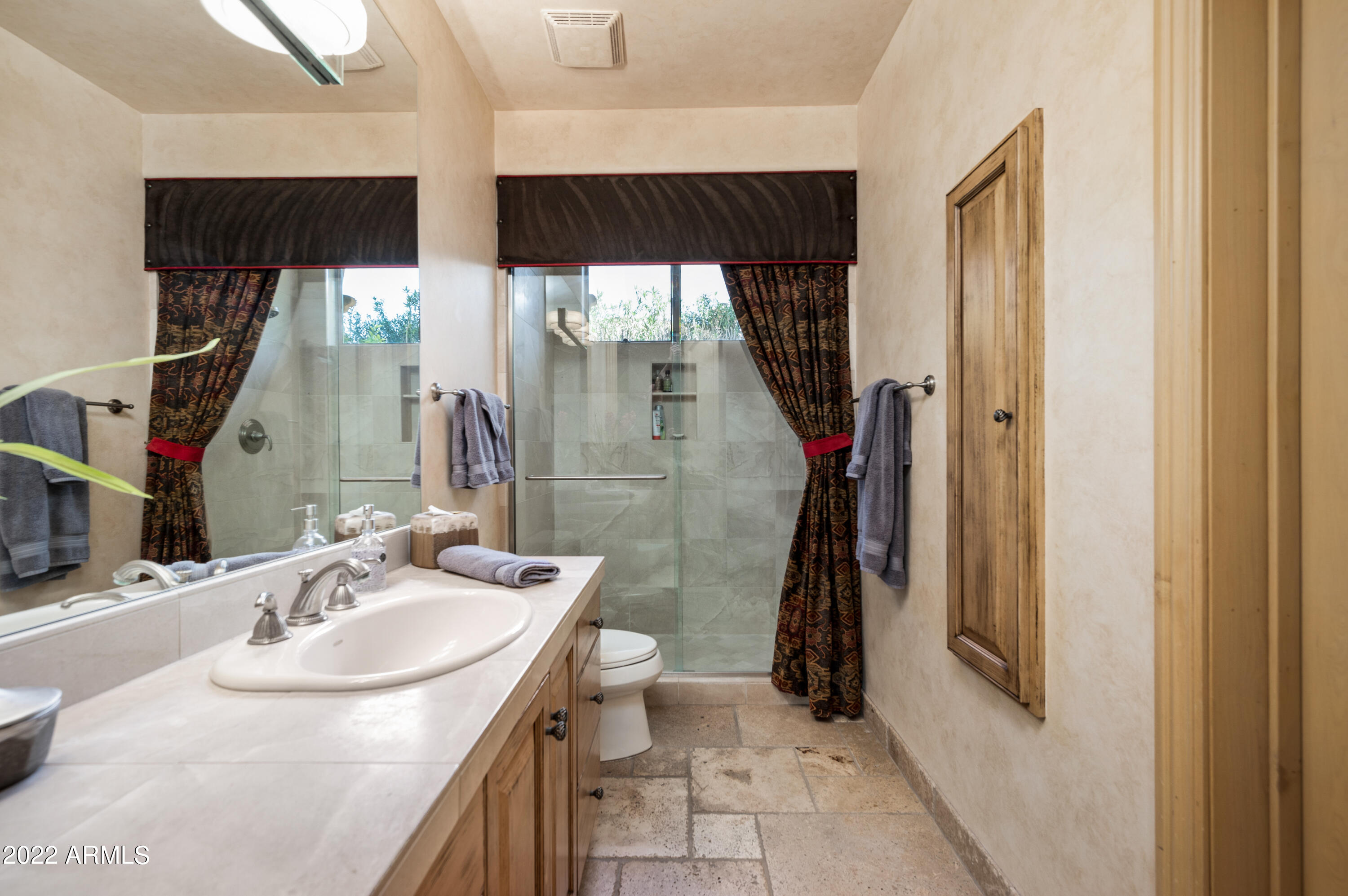 CAMELBACK COUNTRY ESTATES UNIT 5 - Residential