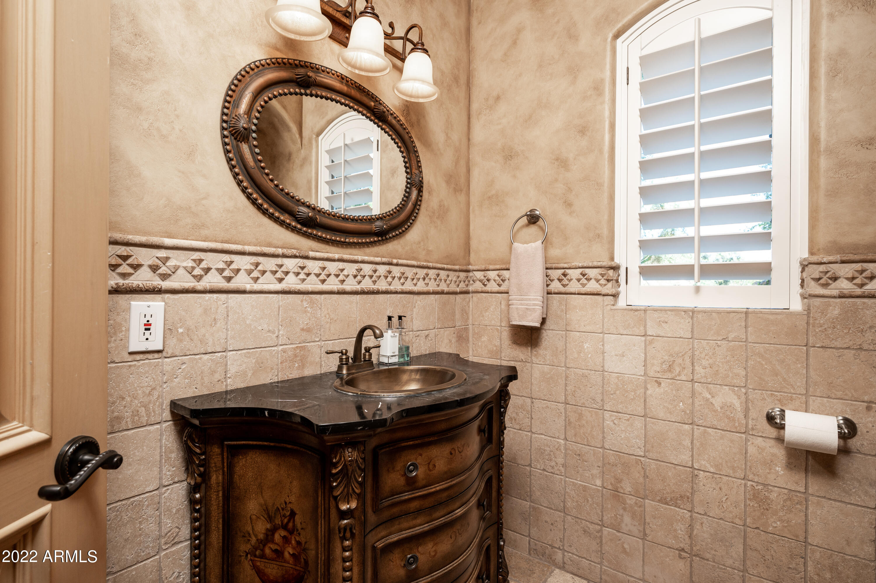 CAMELBACK COUNTRY ESTATES UNIT 5 - Residential
