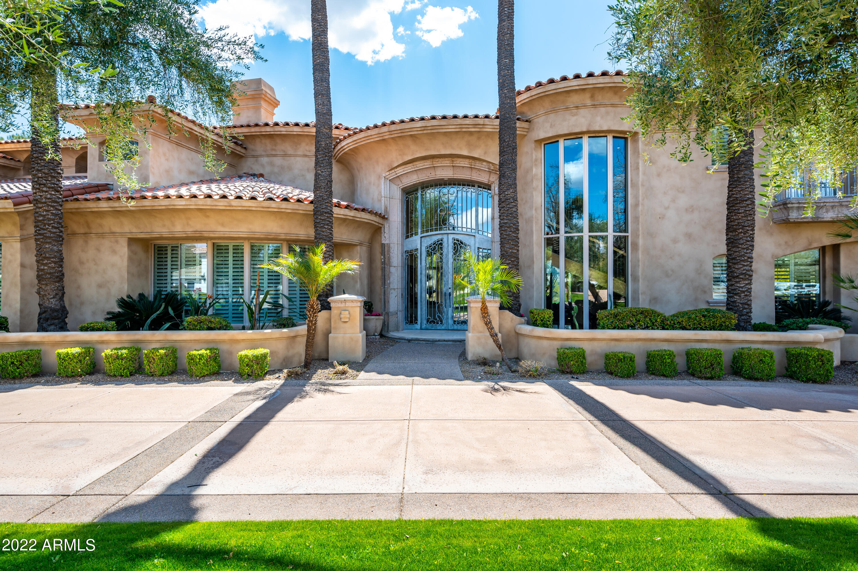 CAMELBACK COUNTRY ESTATES UNIT 5 - Residential