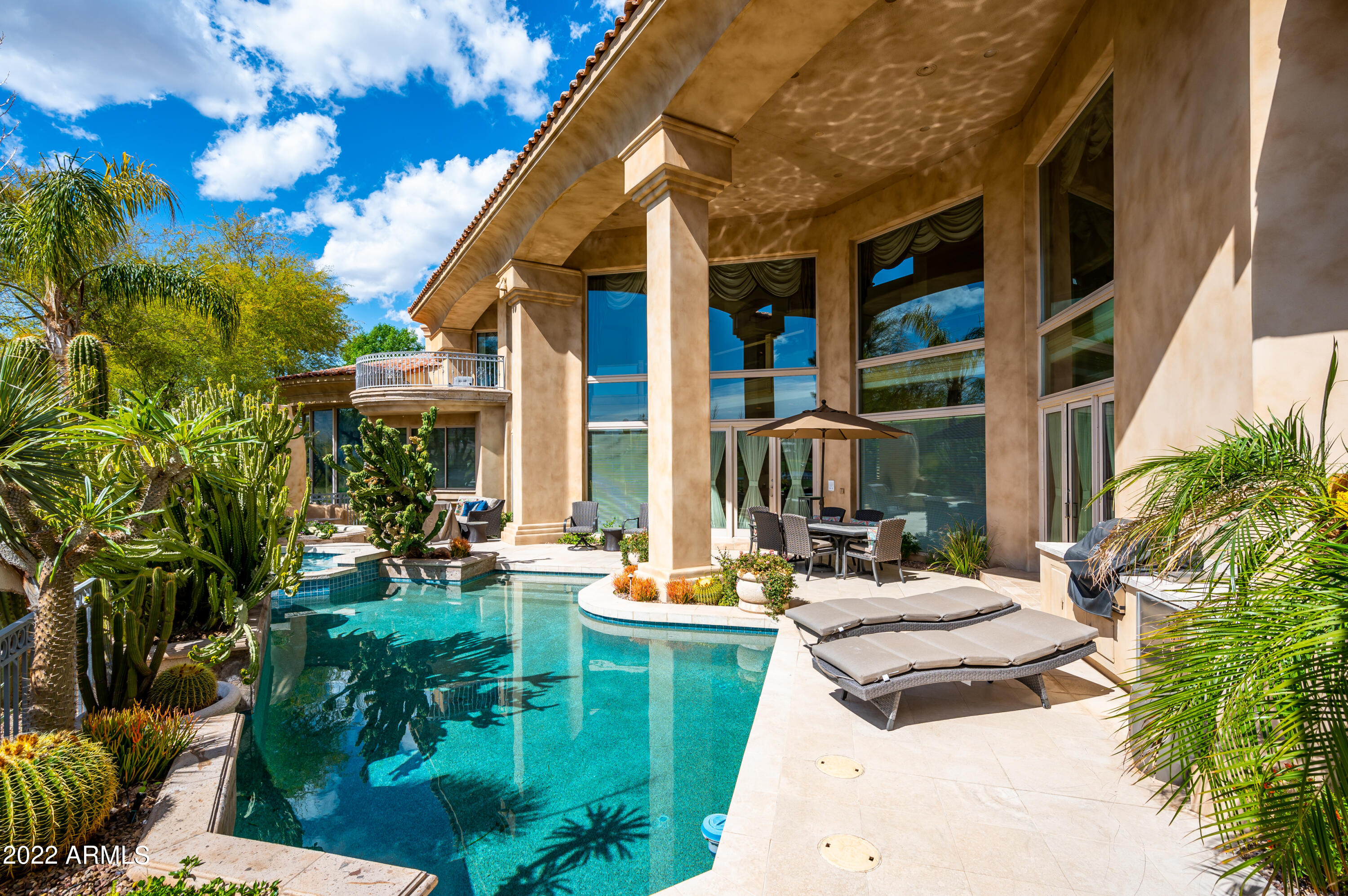 CAMELBACK COUNTRY ESTATES UNIT 5 - Residential