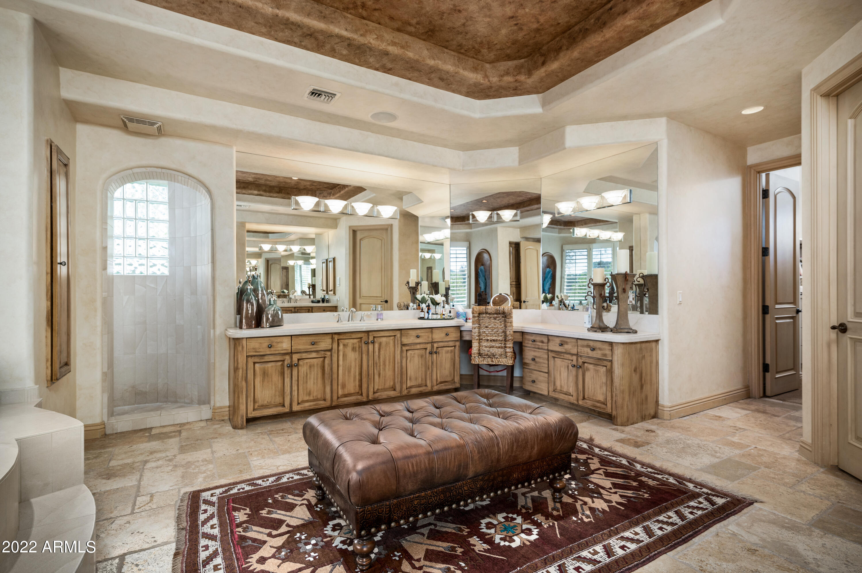 CAMELBACK COUNTRY ESTATES UNIT 5 - Residential