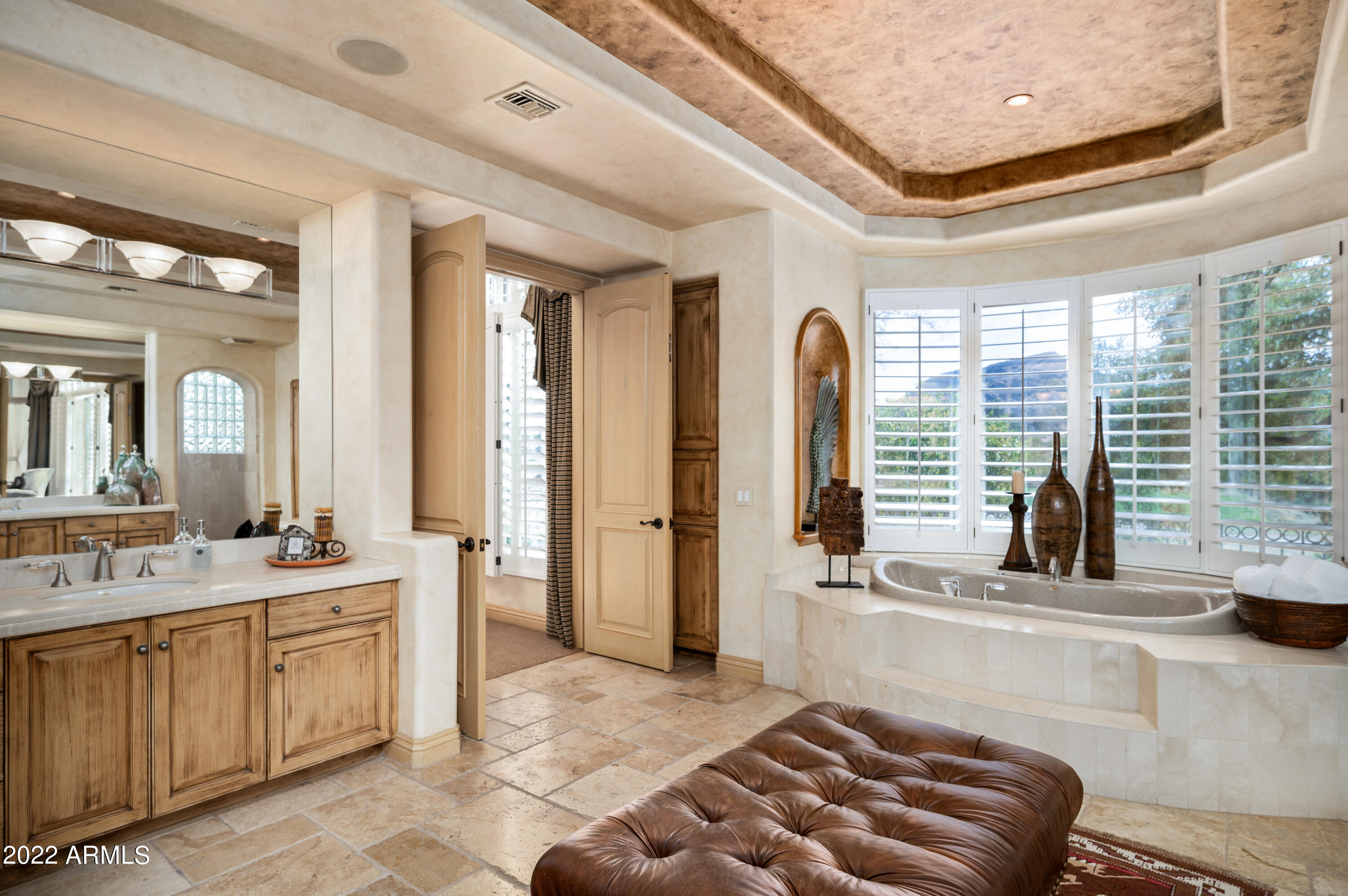 CAMELBACK COUNTRY ESTATES UNIT 5 - Residential