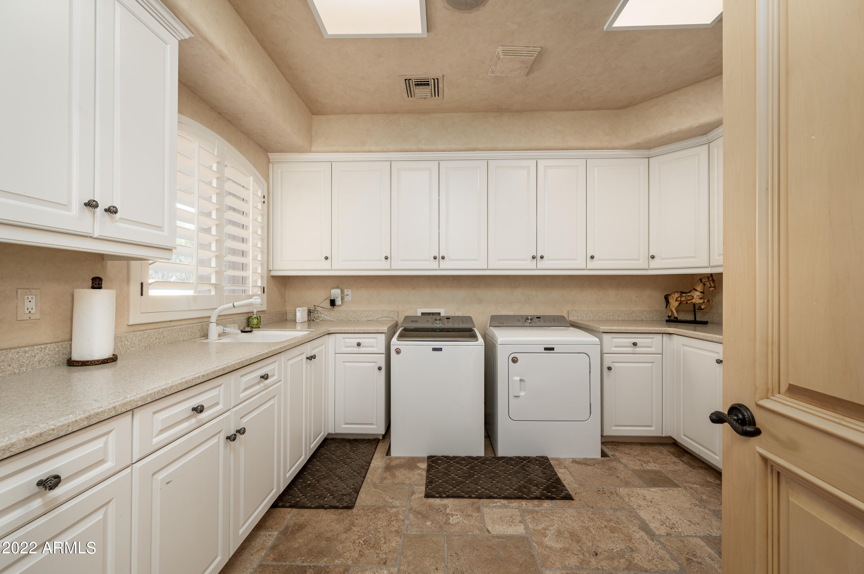 CAMELBACK COUNTRY ESTATES UNIT 5 - Residential