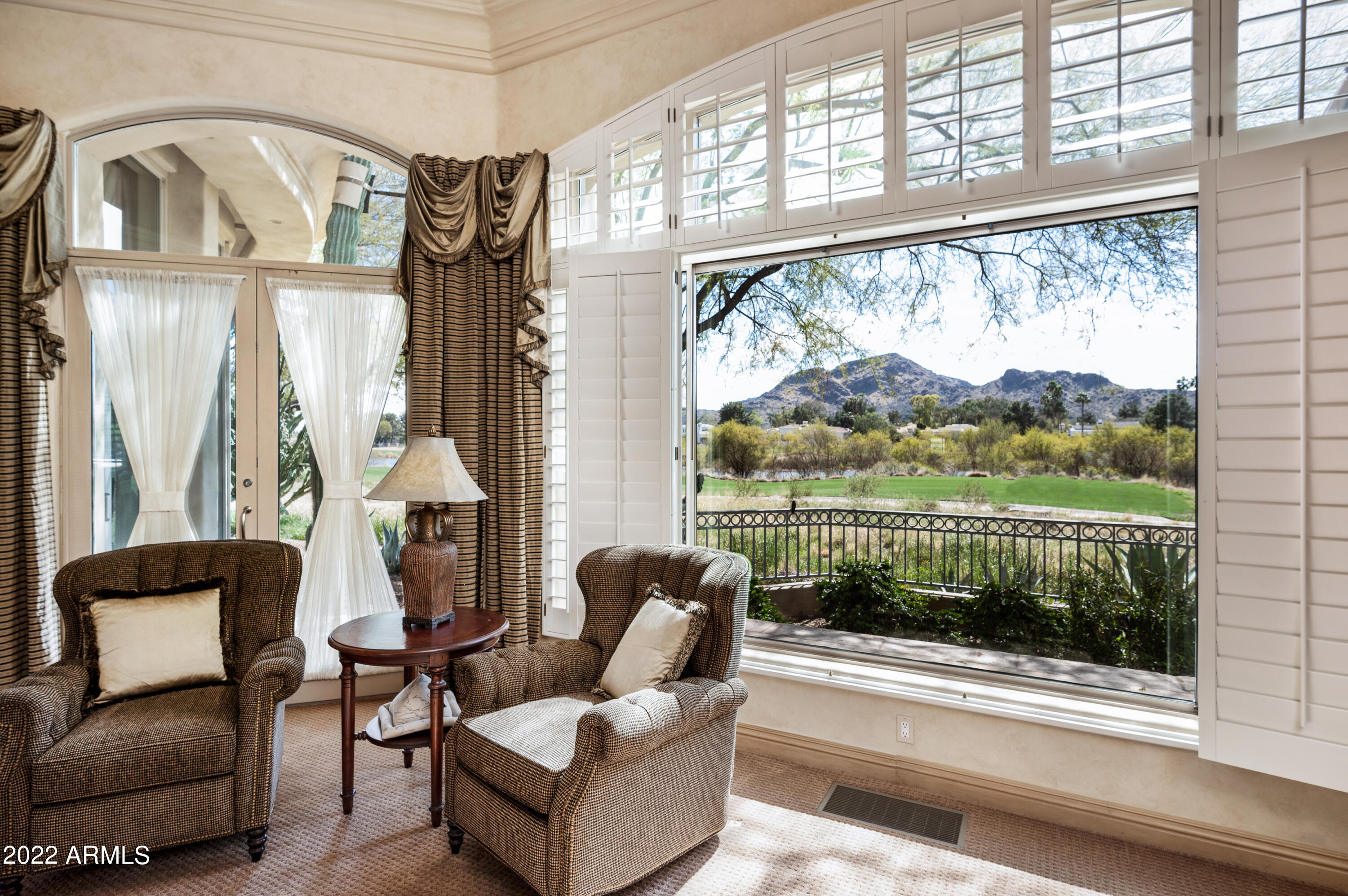 CAMELBACK COUNTRY ESTATES UNIT 5 - Residential