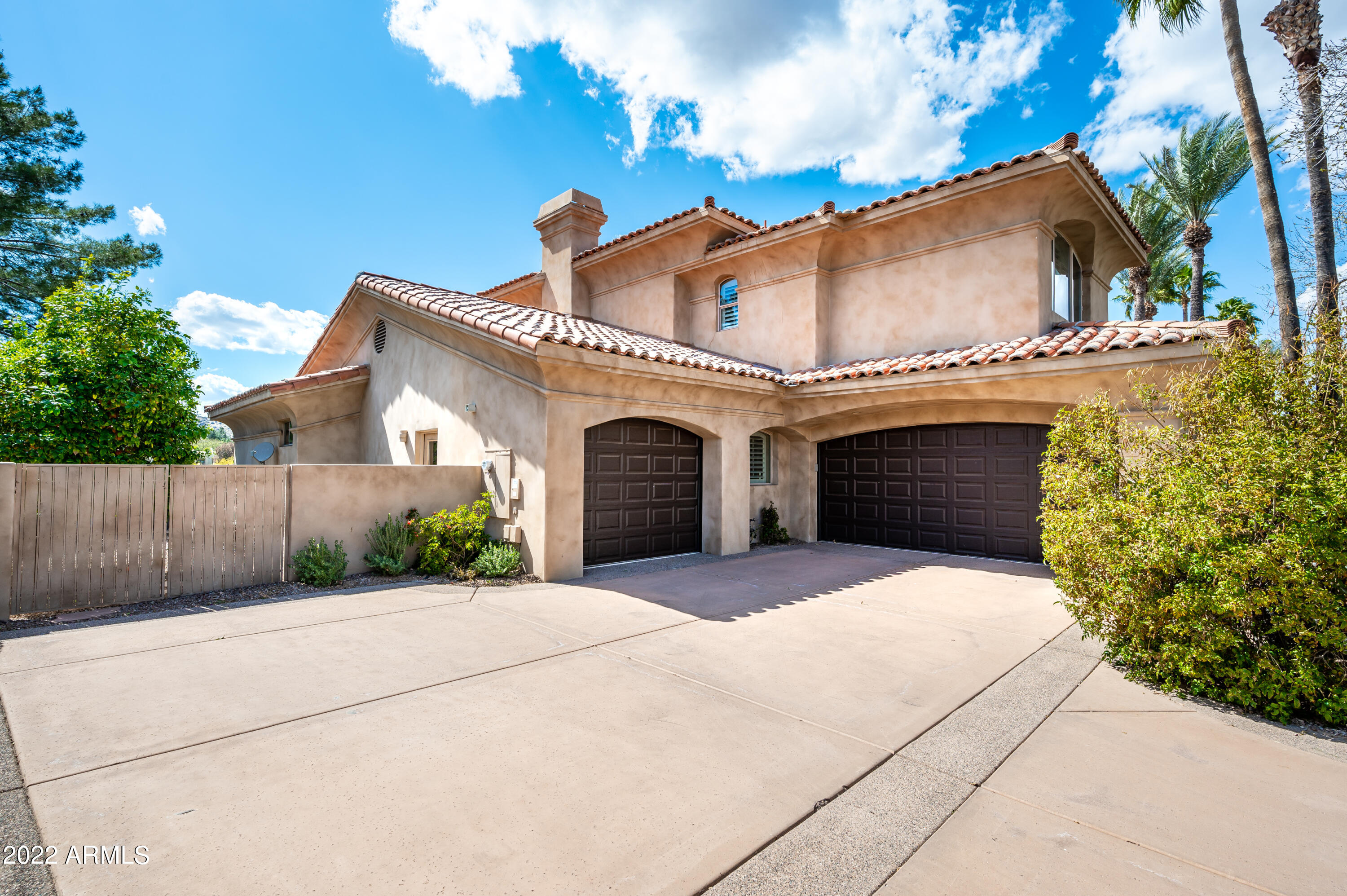 CAMELBACK COUNTRY ESTATES UNIT 5 - Residential