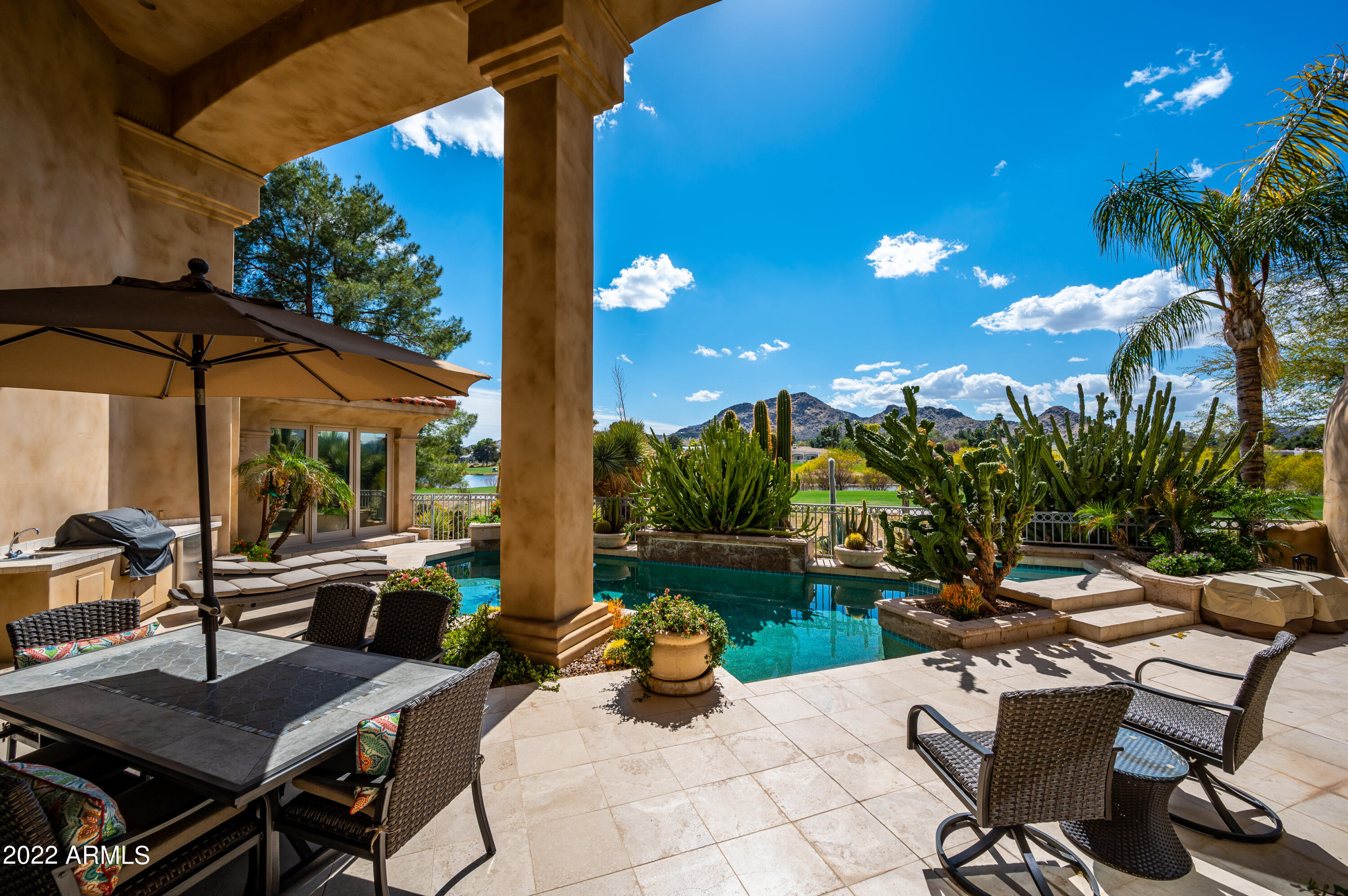 CAMELBACK COUNTRY ESTATES UNIT 5 - Residential