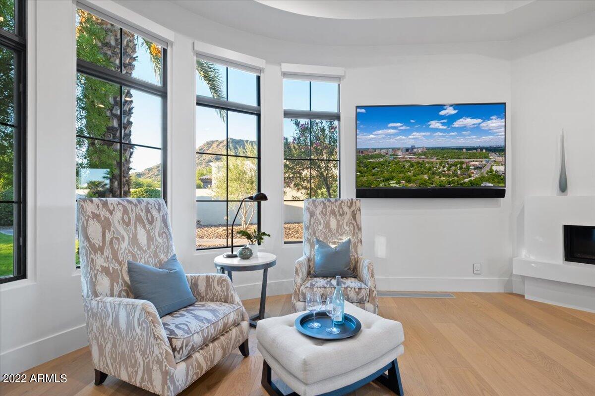 El Chorro Estates - Residential