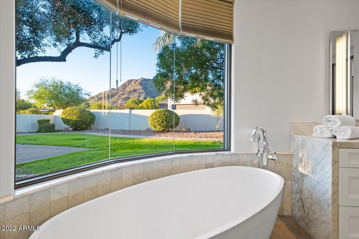 El Chorro Estates - Residential