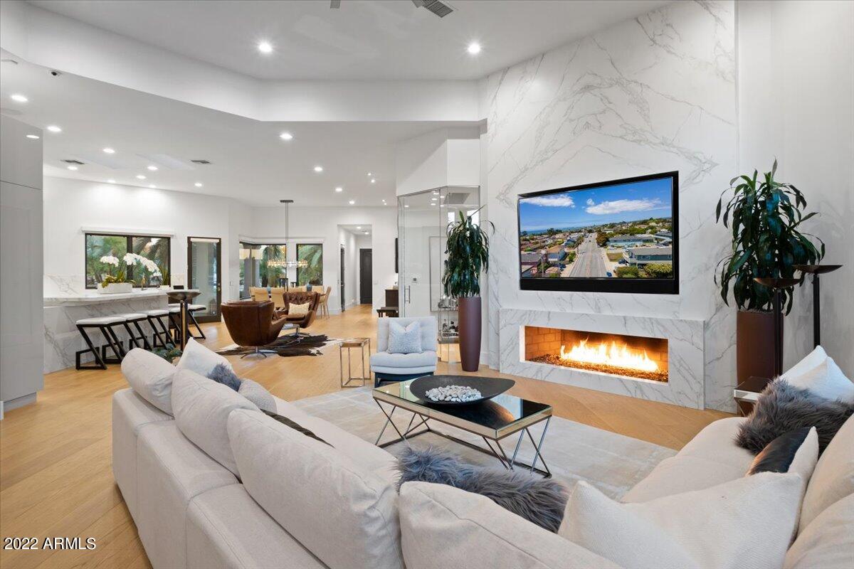 El Chorro Estates - Residential