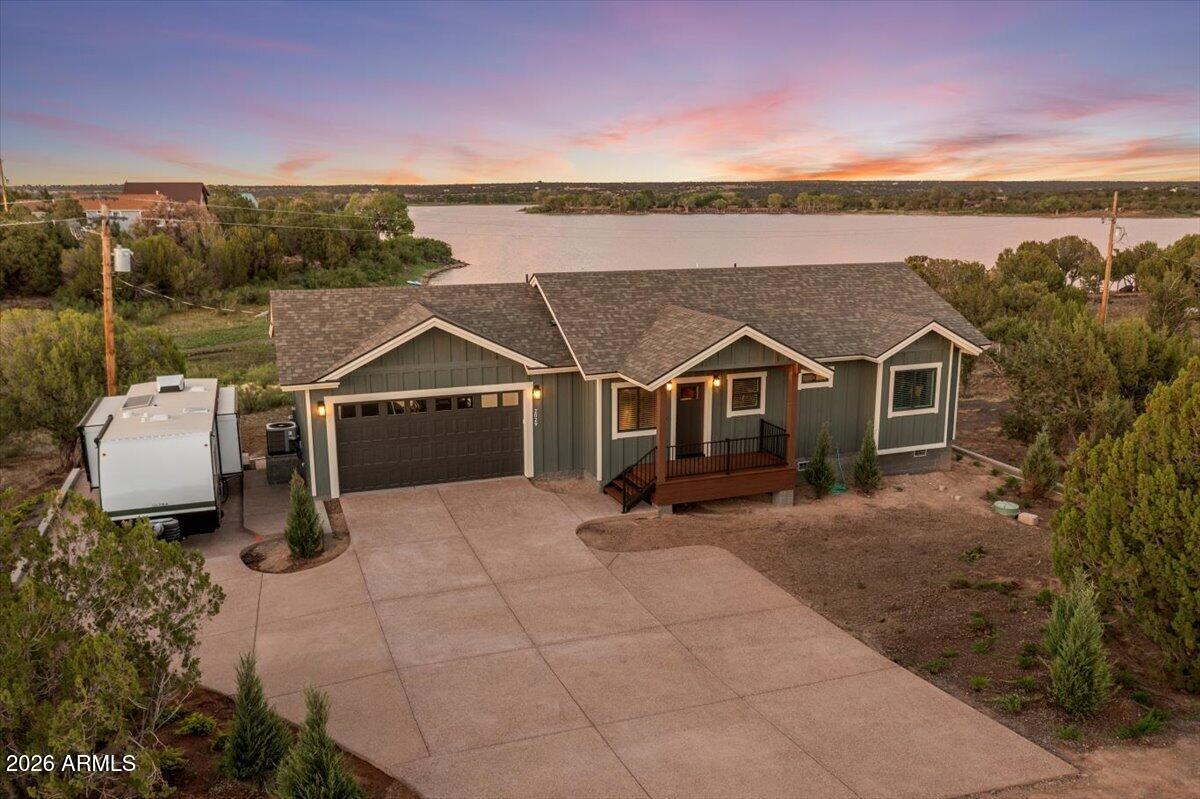 WHITE MOUNTAIN LAKES UNIT 8 - Residential