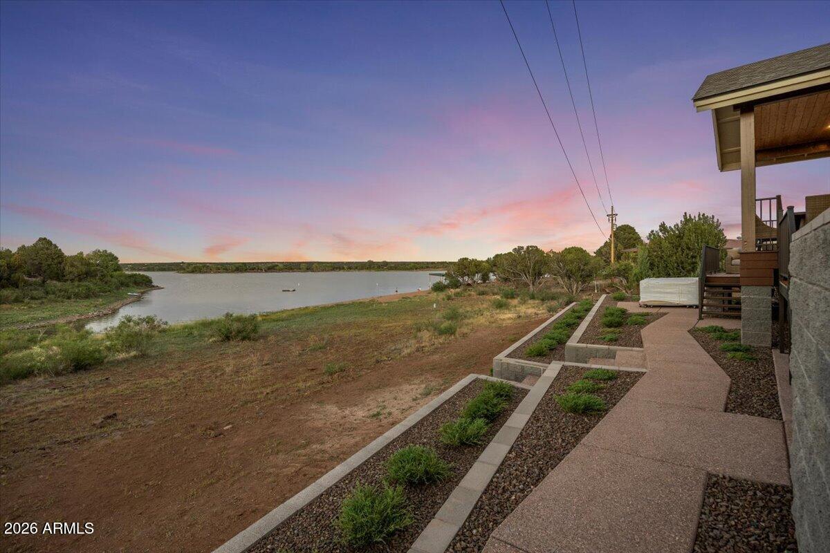 WHITE MOUNTAIN LAKES UNIT 8 - Residential