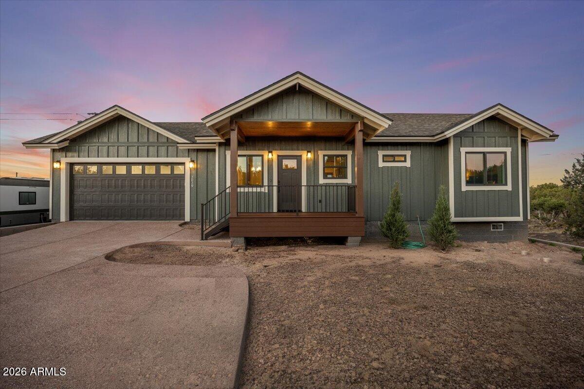 WHITE MOUNTAIN LAKES UNIT 8 - Residential