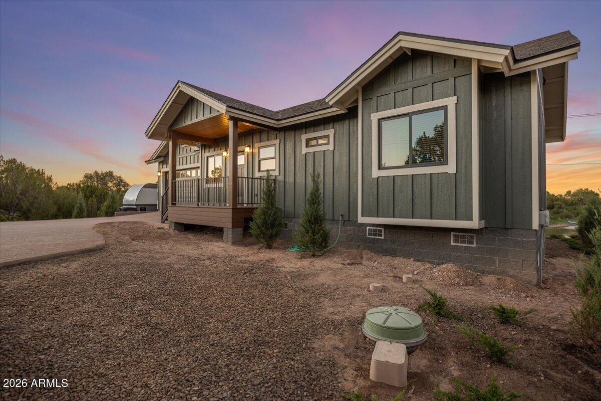 WHITE MOUNTAIN LAKES UNIT 8 - Residential