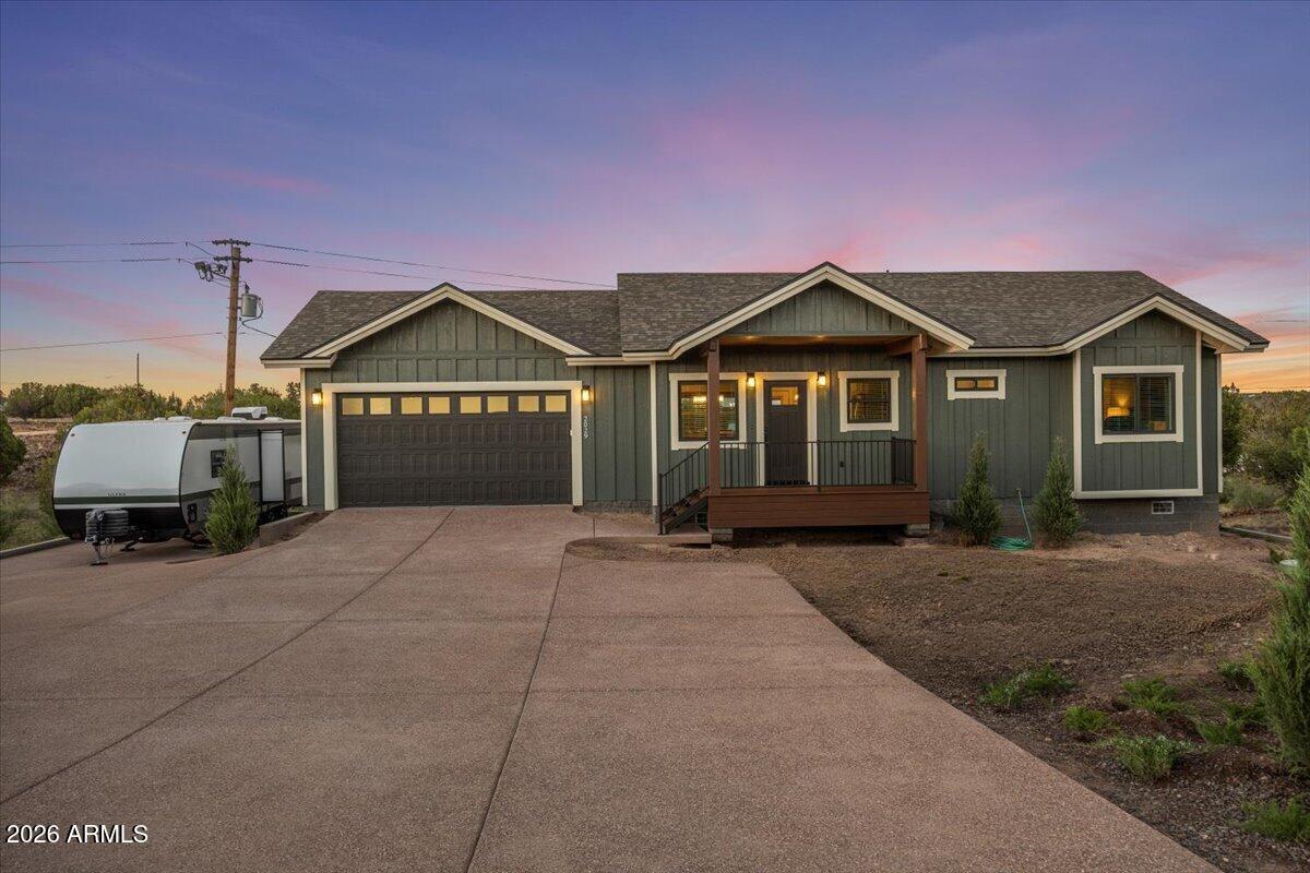 WHITE MOUNTAIN LAKES UNIT 8 - Residential