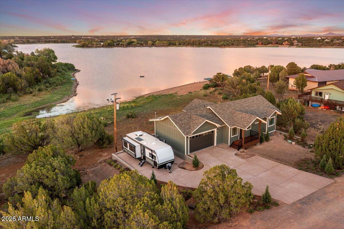 WHITE MOUNTAIN LAKES UNIT 8 - Residential