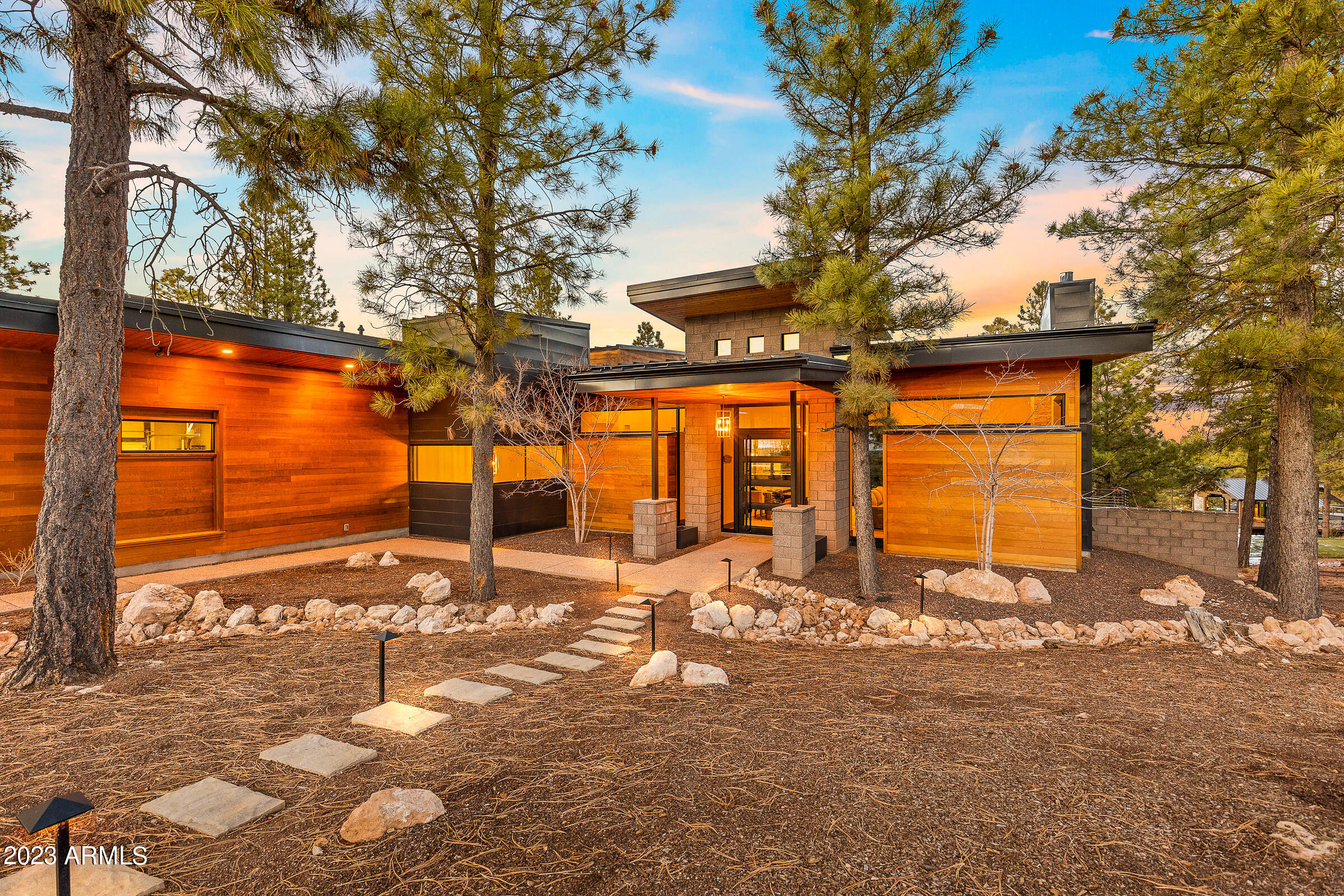 PINE CANYON - Residential