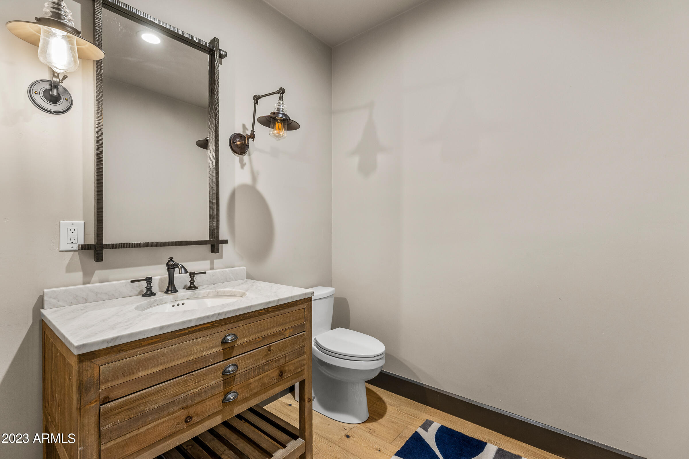 PINE CANYON - Residential