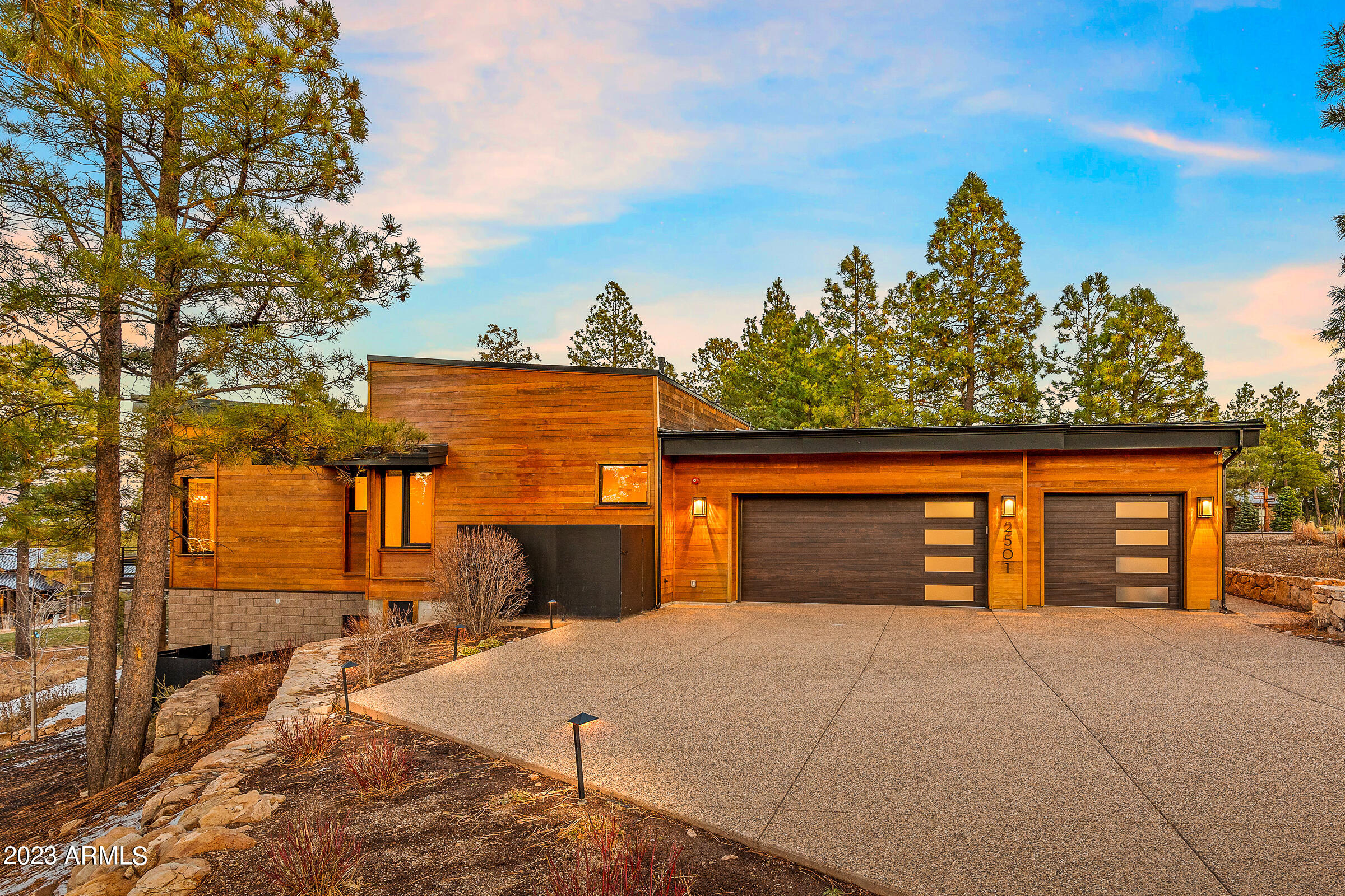 PINE CANYON - Residential