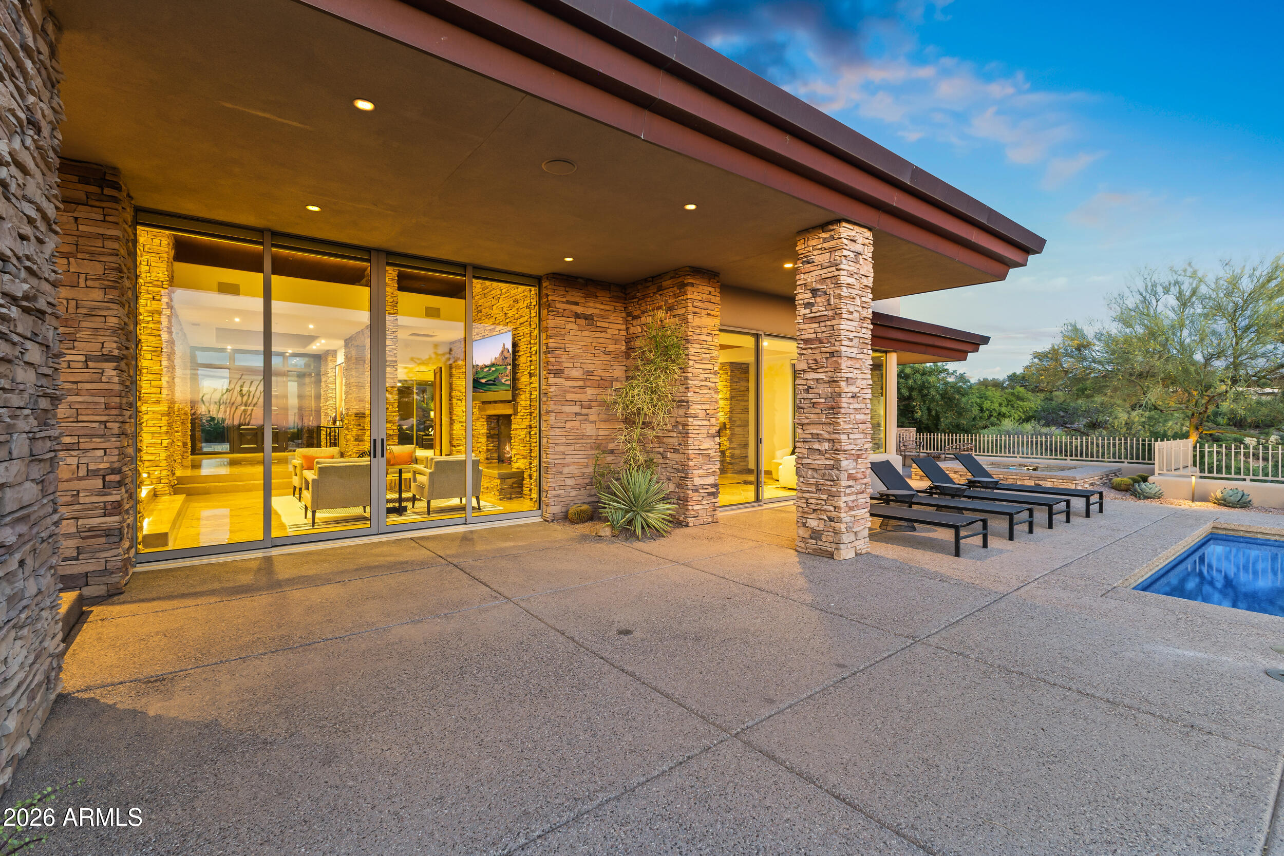 DESERT MOUNTAIN - Residential