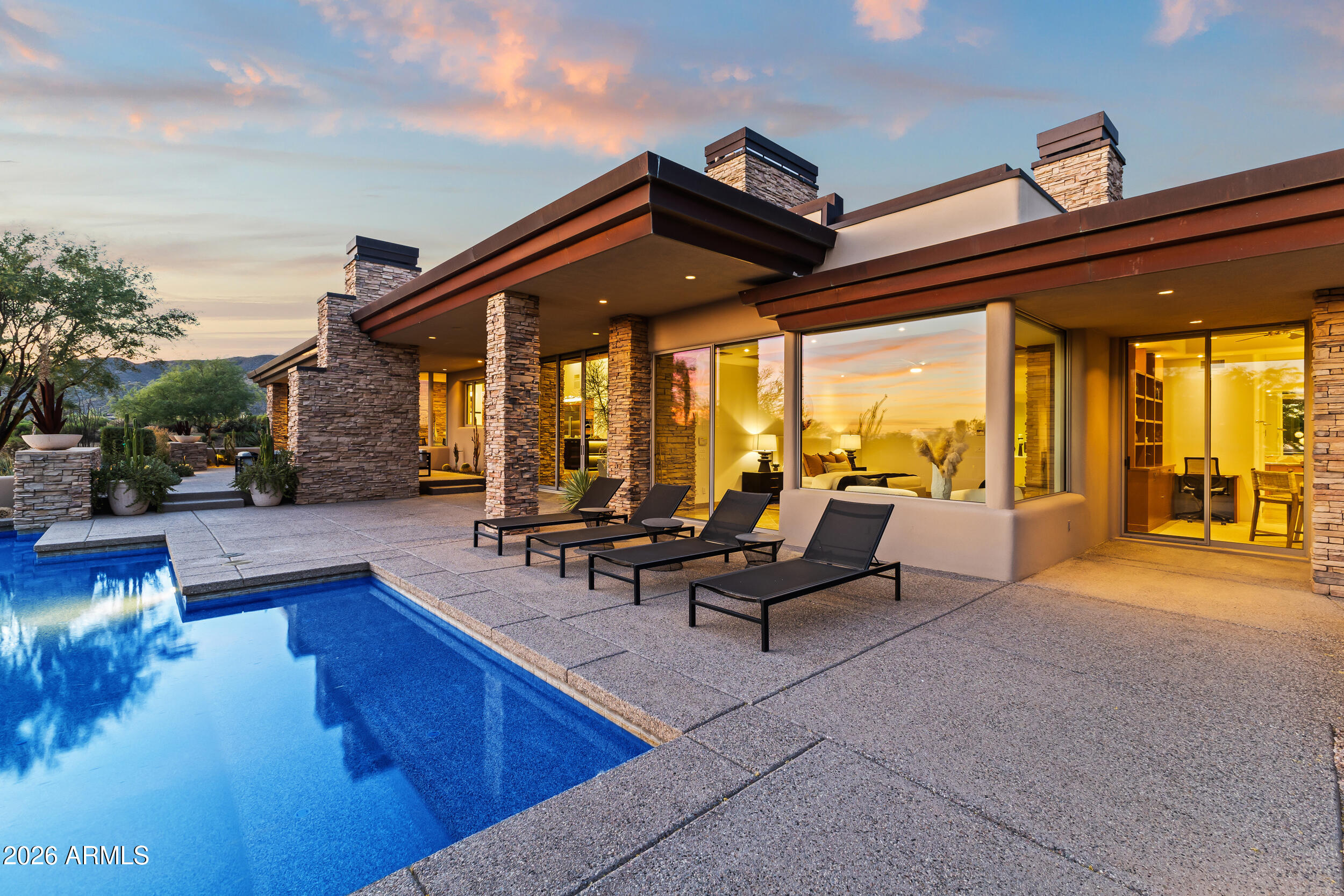 DESERT MOUNTAIN - Residential