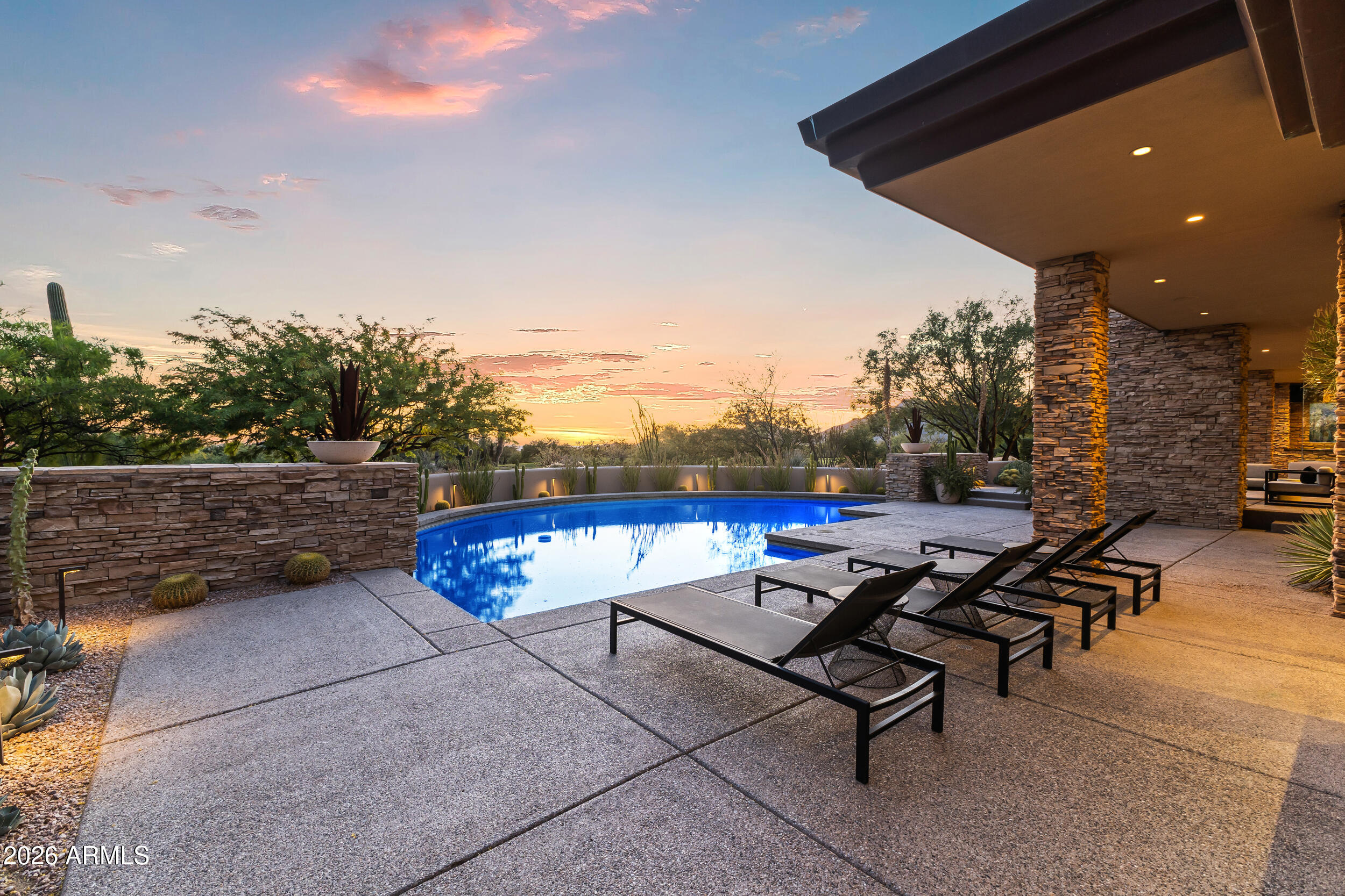 DESERT MOUNTAIN - Residential