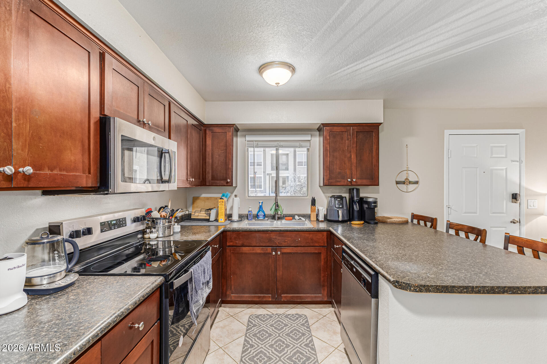 DELARIO CONDOMINIUMS - Residential