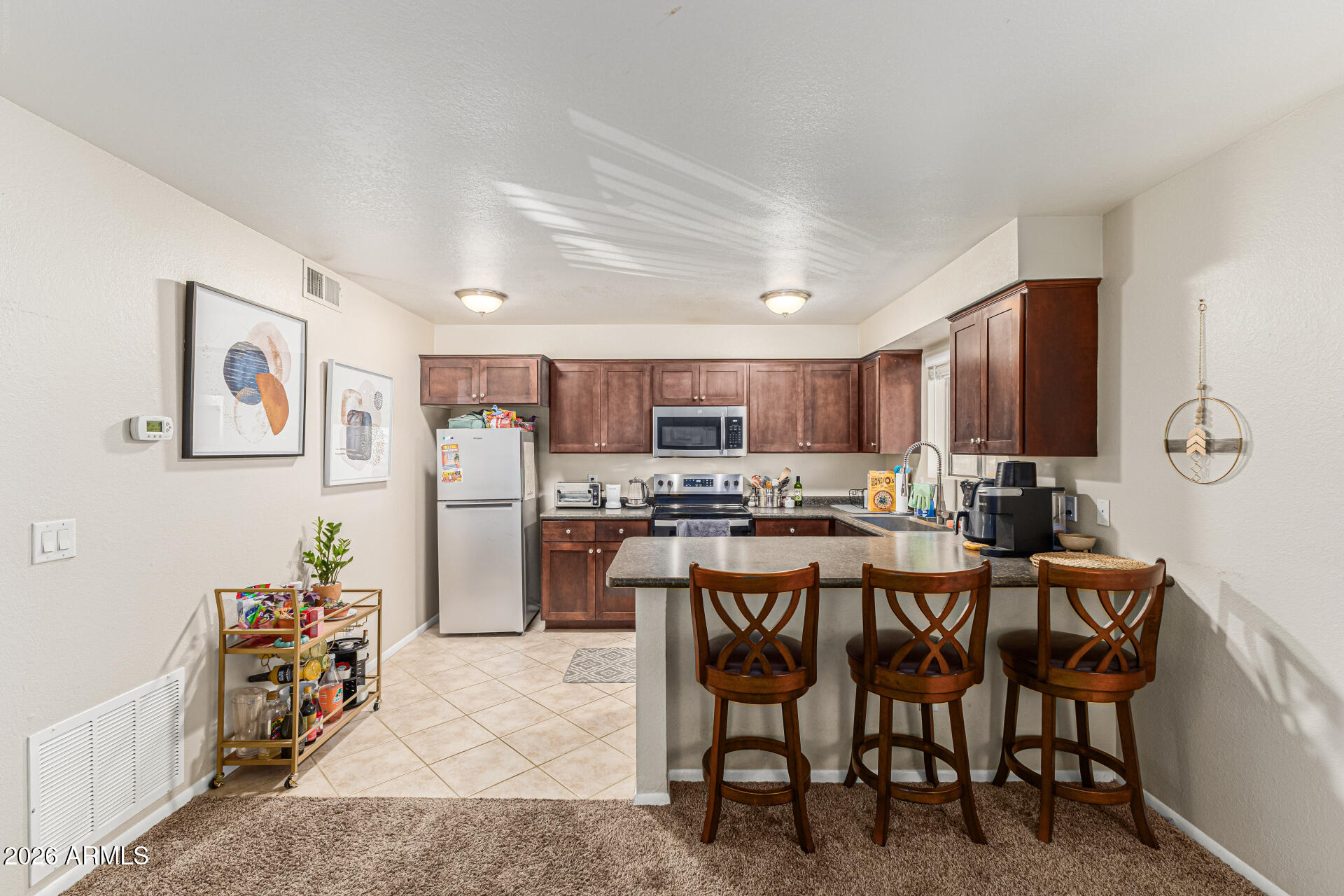 DELARIO CONDOMINIUMS - Residential