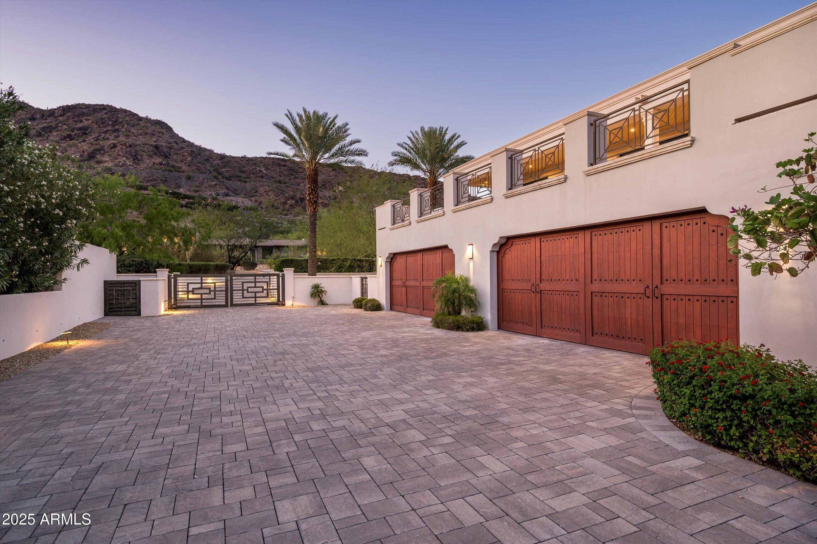 CLUB ESTATES - Residential