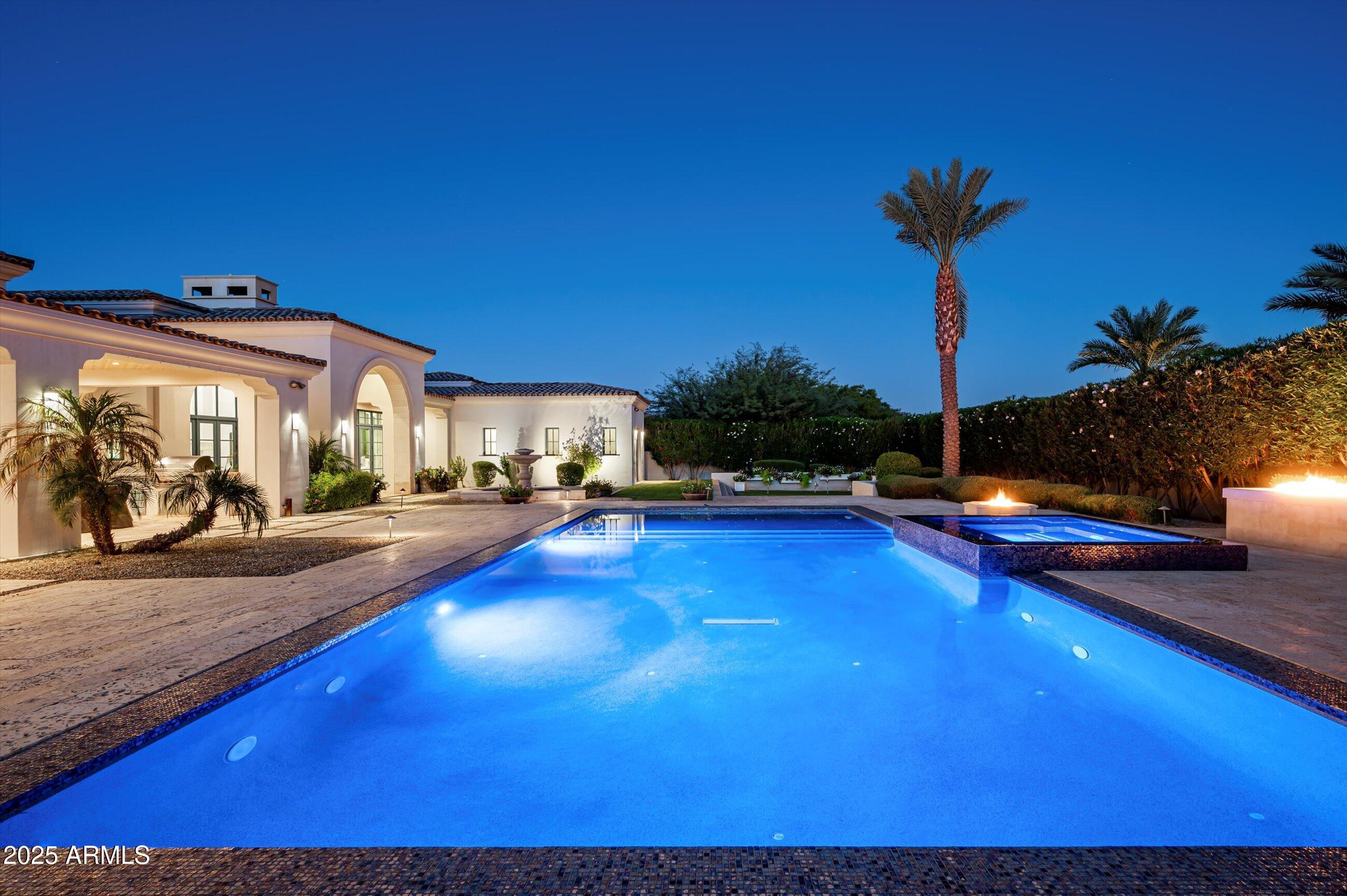 CLUB ESTATES - Residential