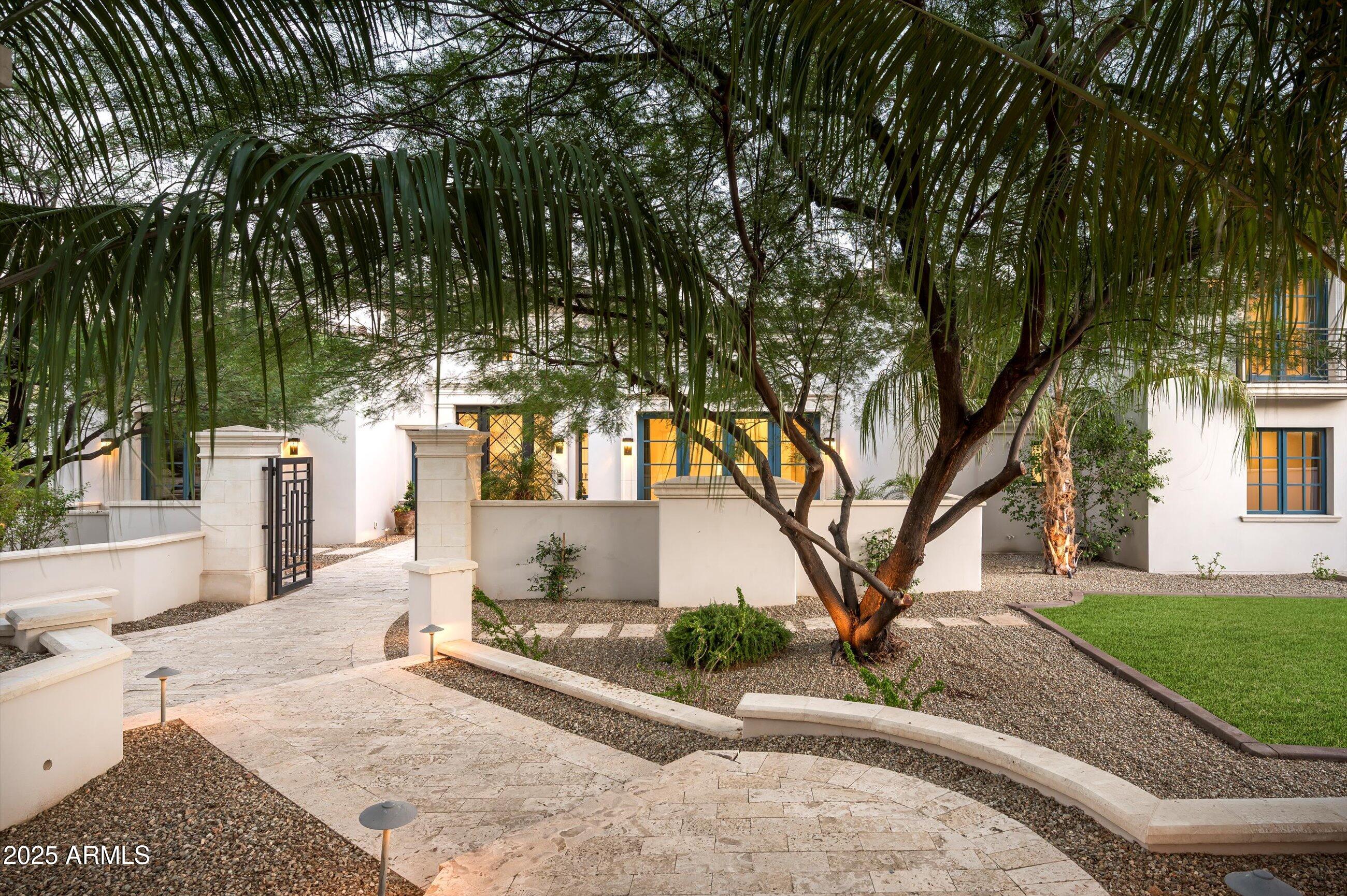 CLUB ESTATES - Residential