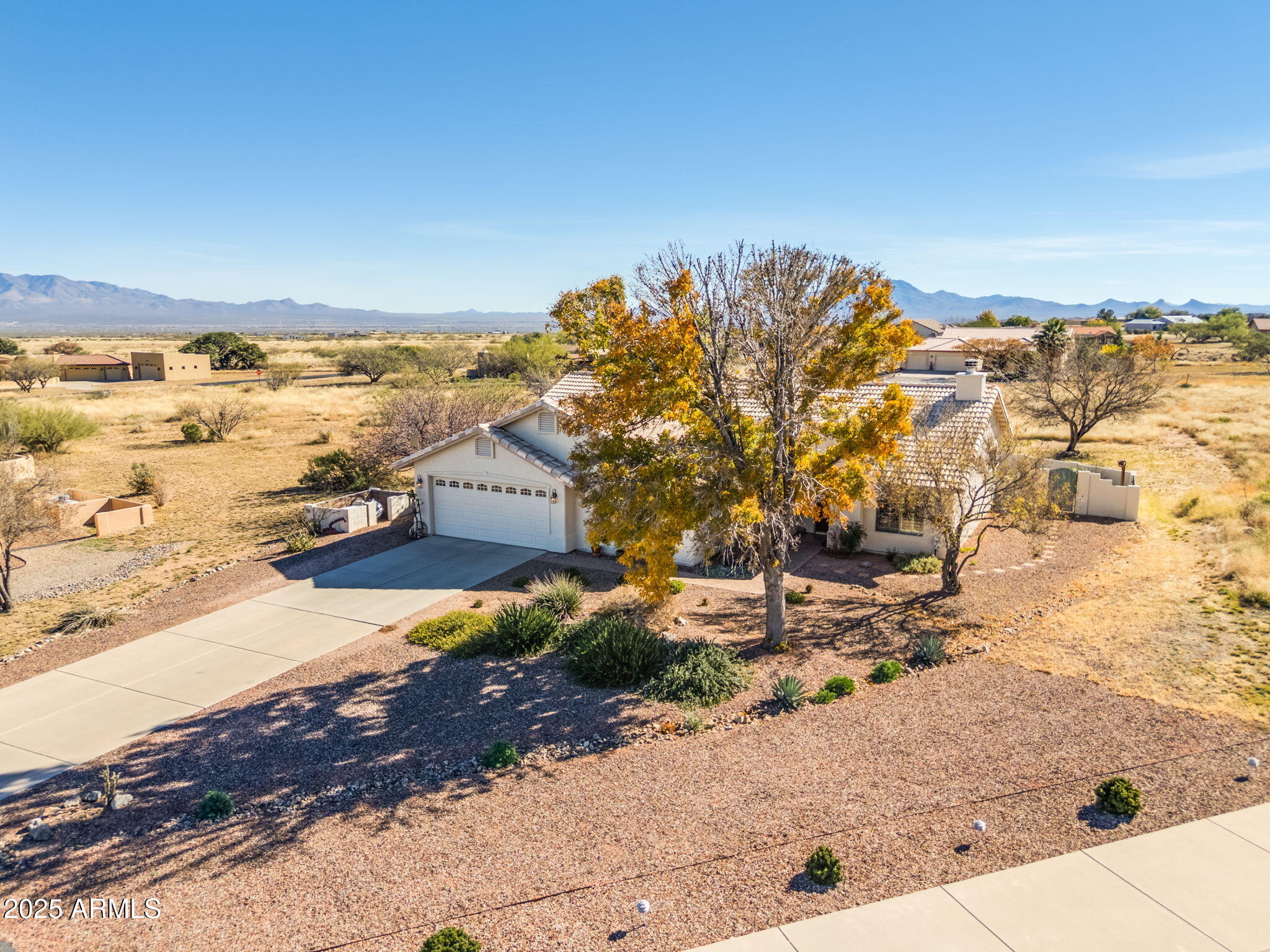 VISTA DEL ORO - Residential