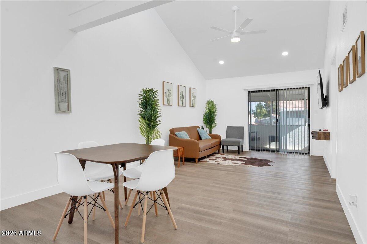 MEADOWBROOK VILLAGE AMD - Residential