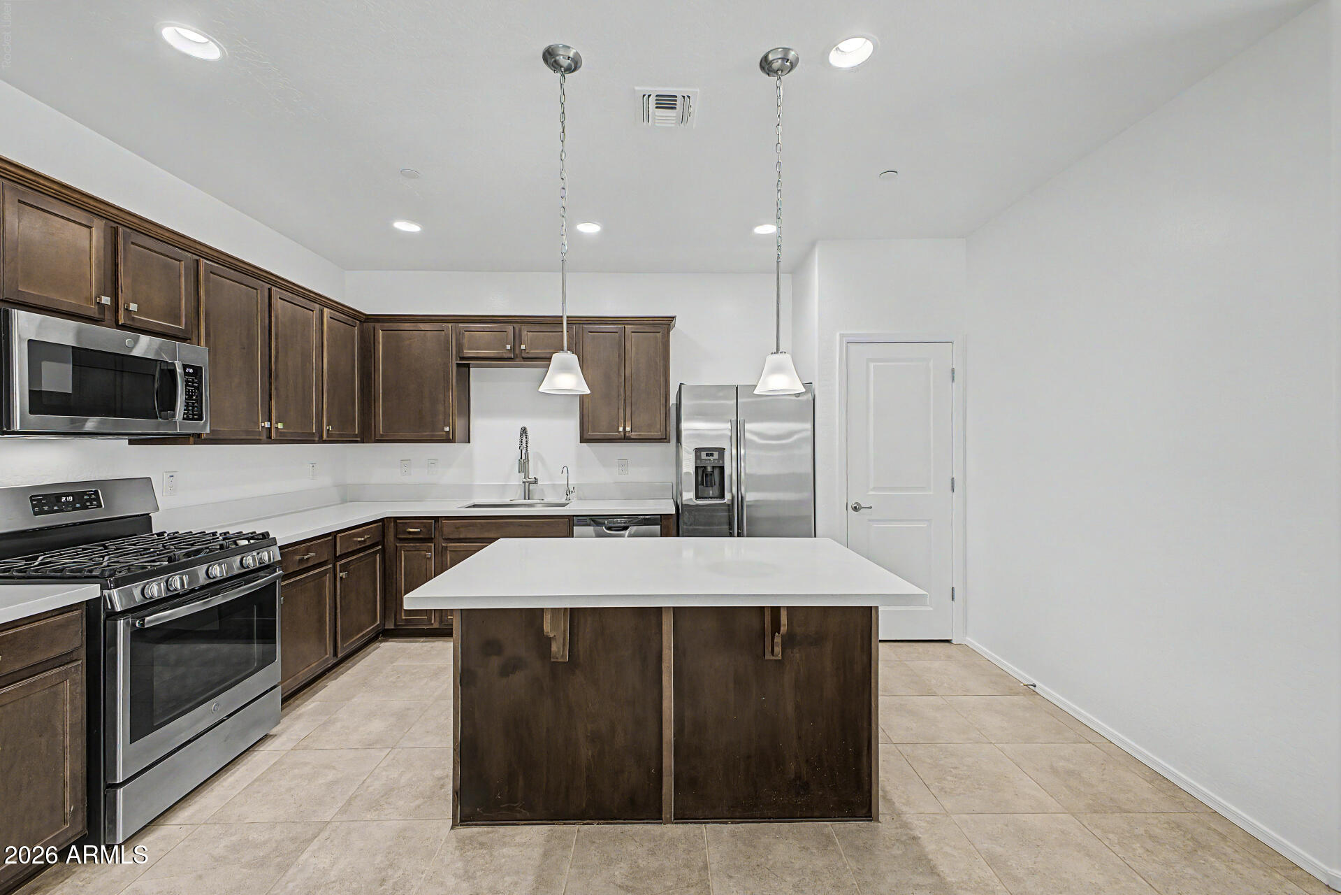 SIENNA HILLS - PARCEL 4 SOUTH - Residential Lease