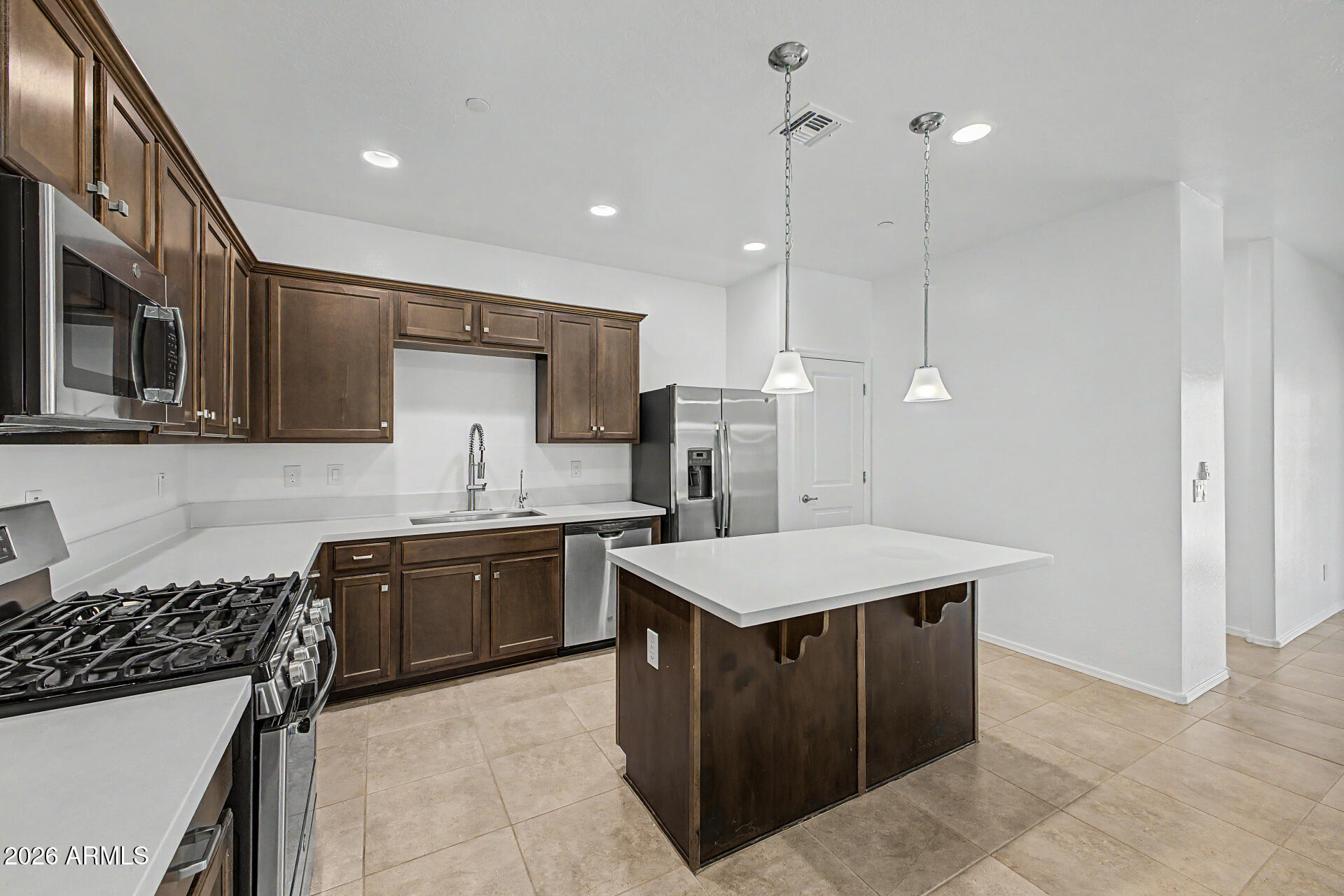 SIENNA HILLS - PARCEL 4 SOUTH - Residential Lease