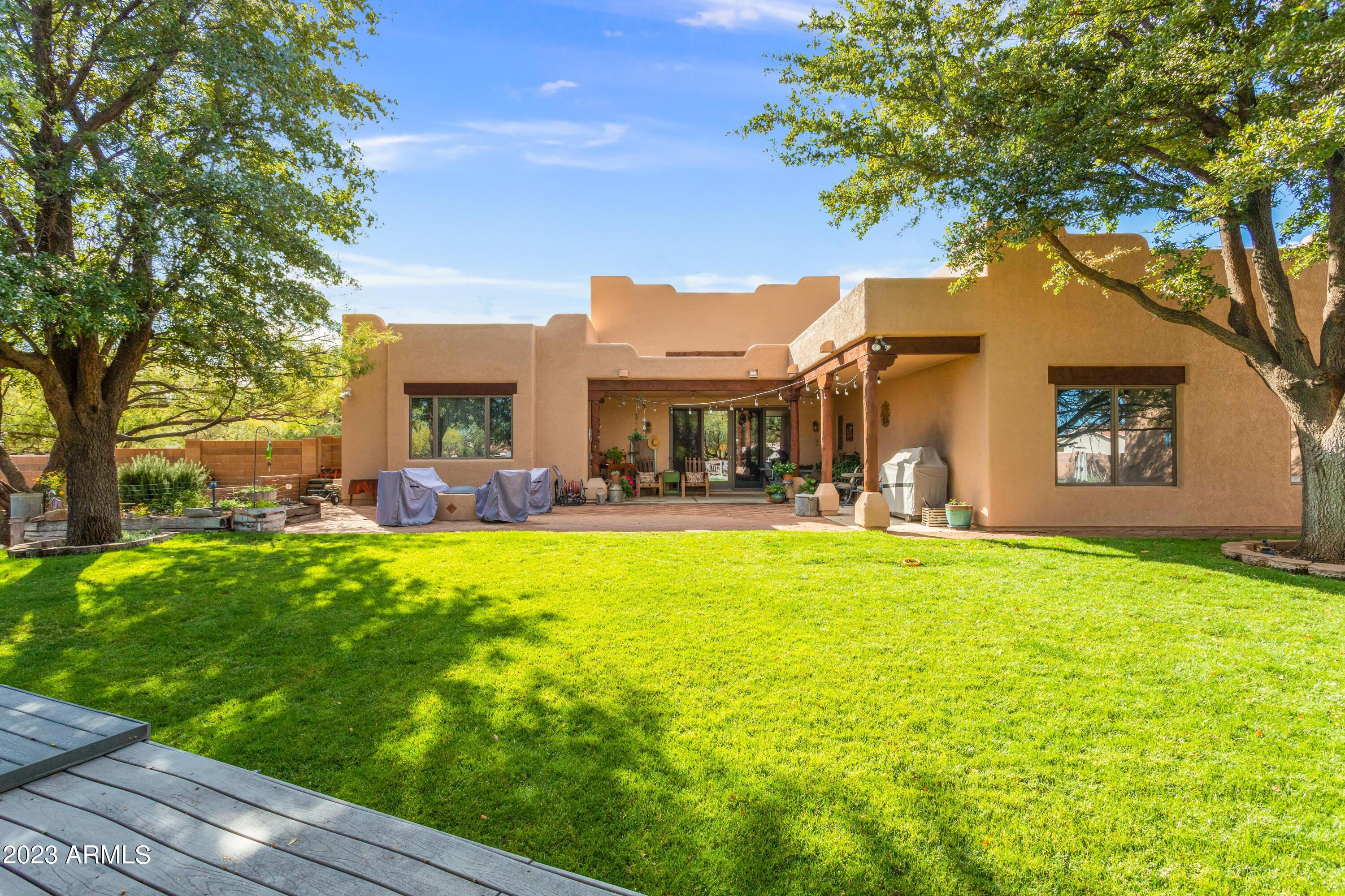 MOUNTAIN SHADOWS PHASE E - Residential