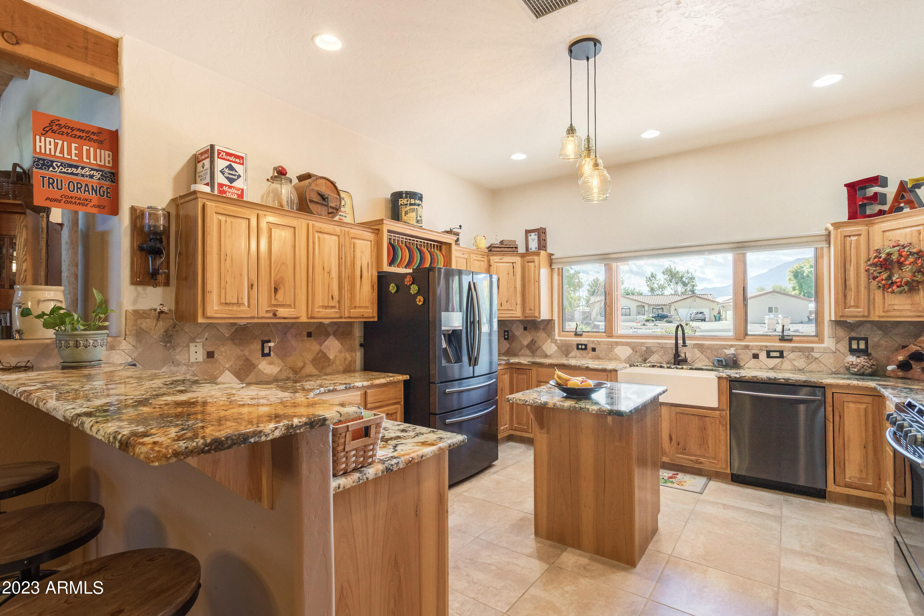 MOUNTAIN SHADOWS PHASE E - Residential