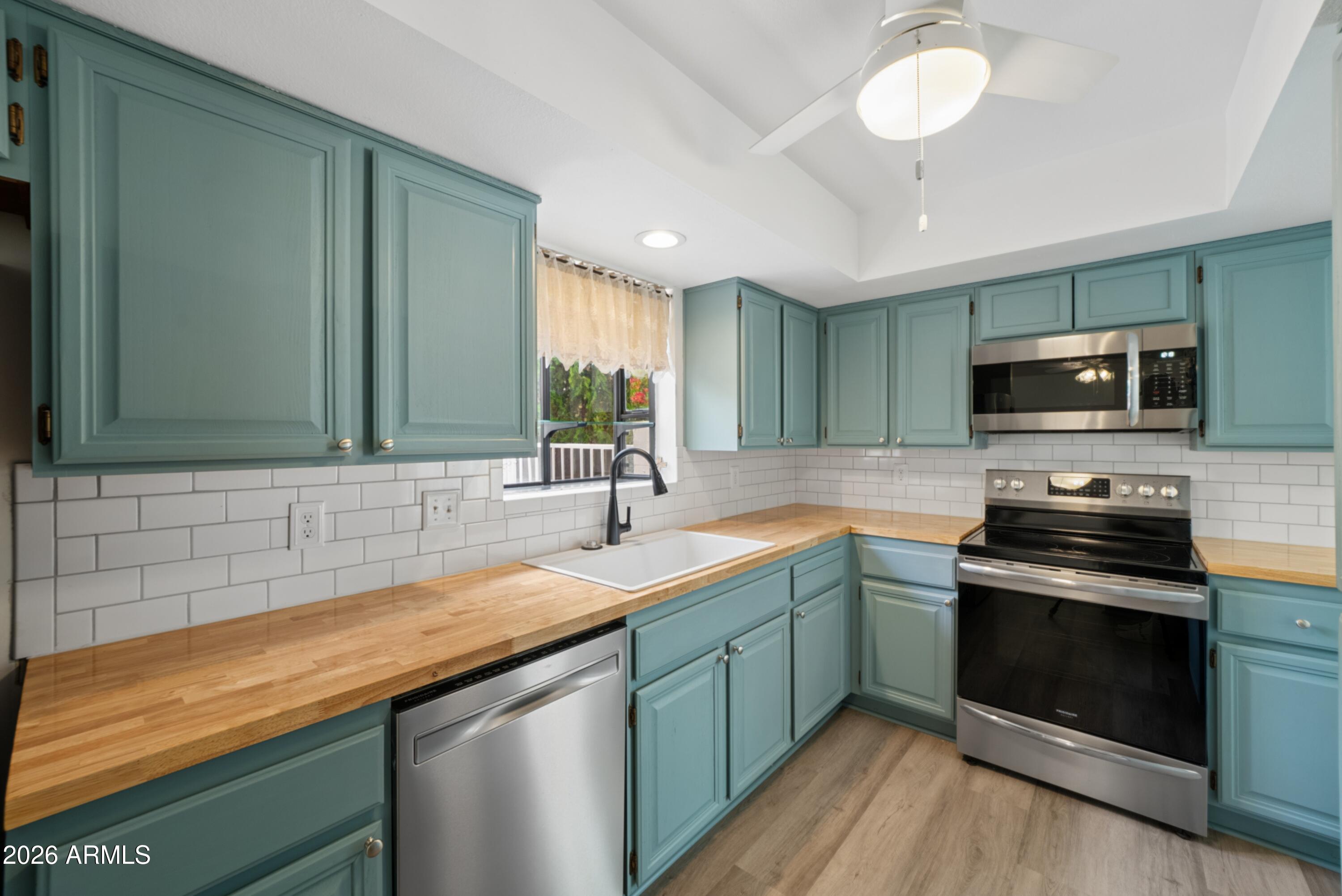 SUN LAKES UNIT 16 - Residential