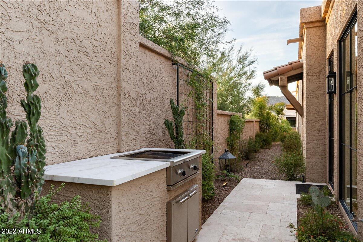 Echo Canyon - Residential