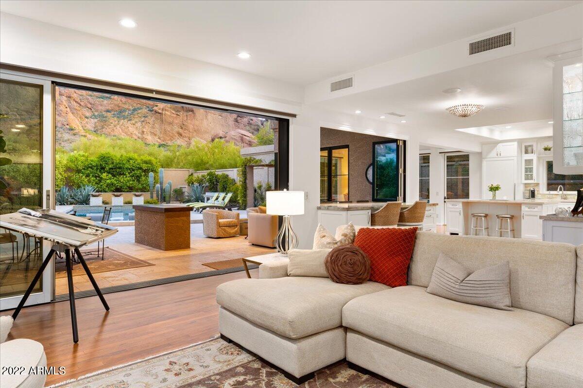 Echo Canyon - Residential