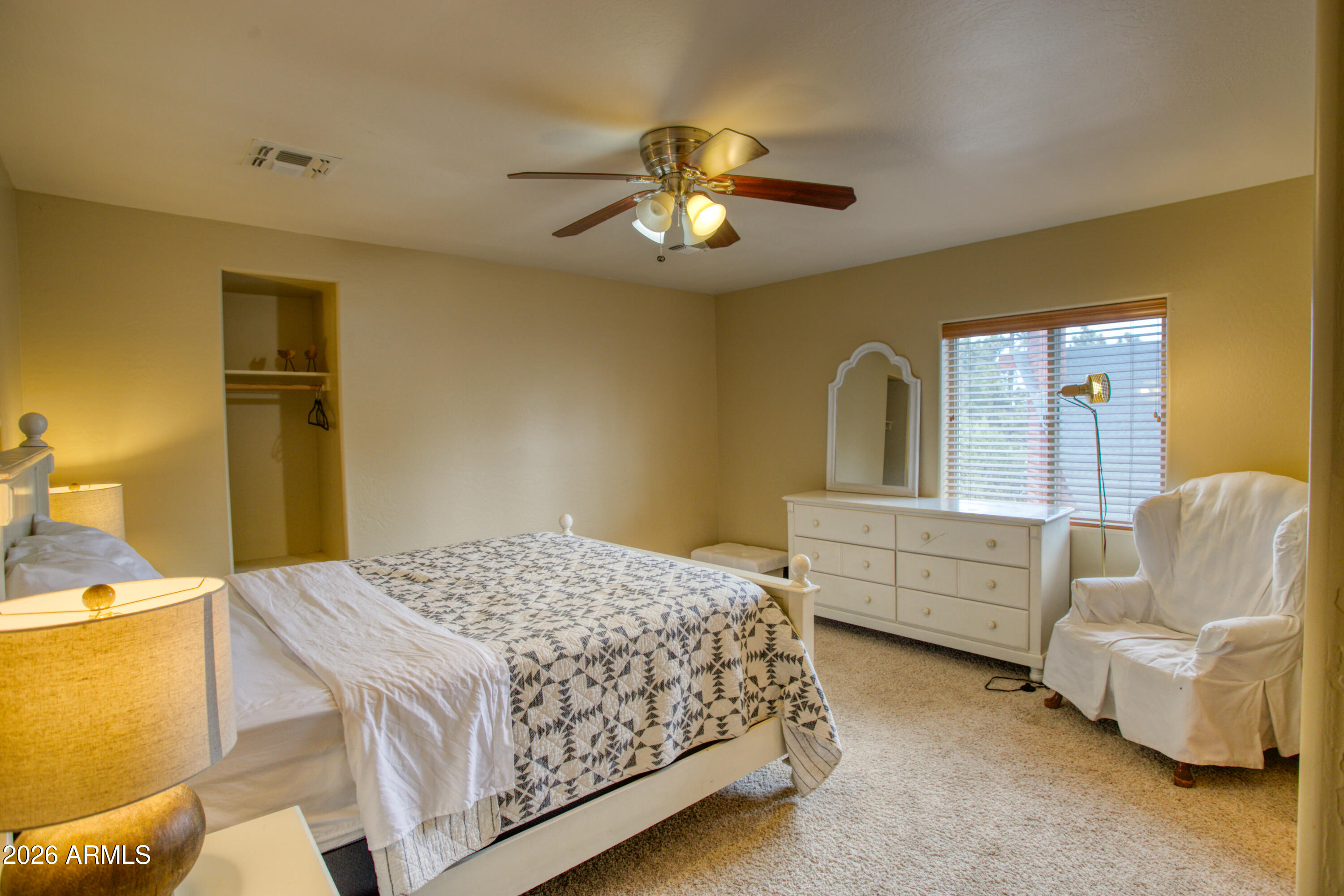 WOODLAND HILLS - Residential