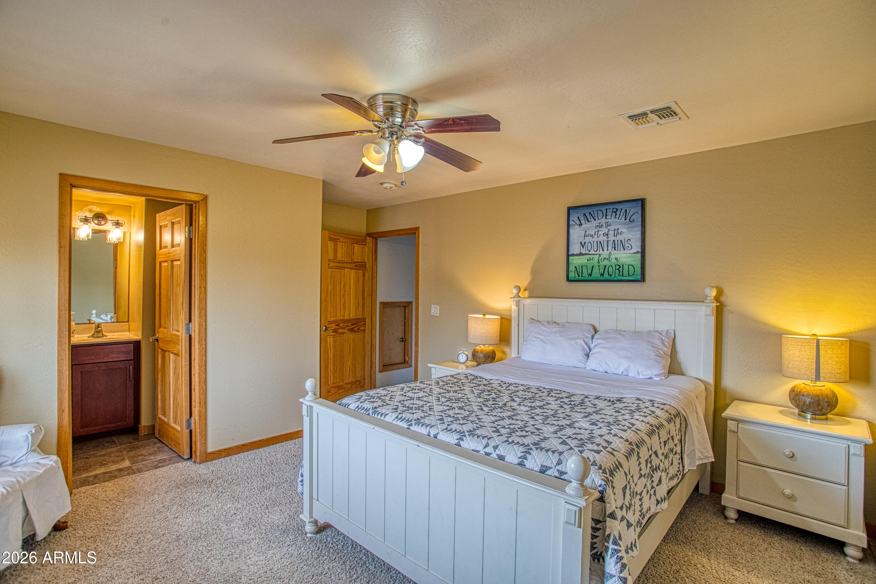 WOODLAND HILLS - Residential