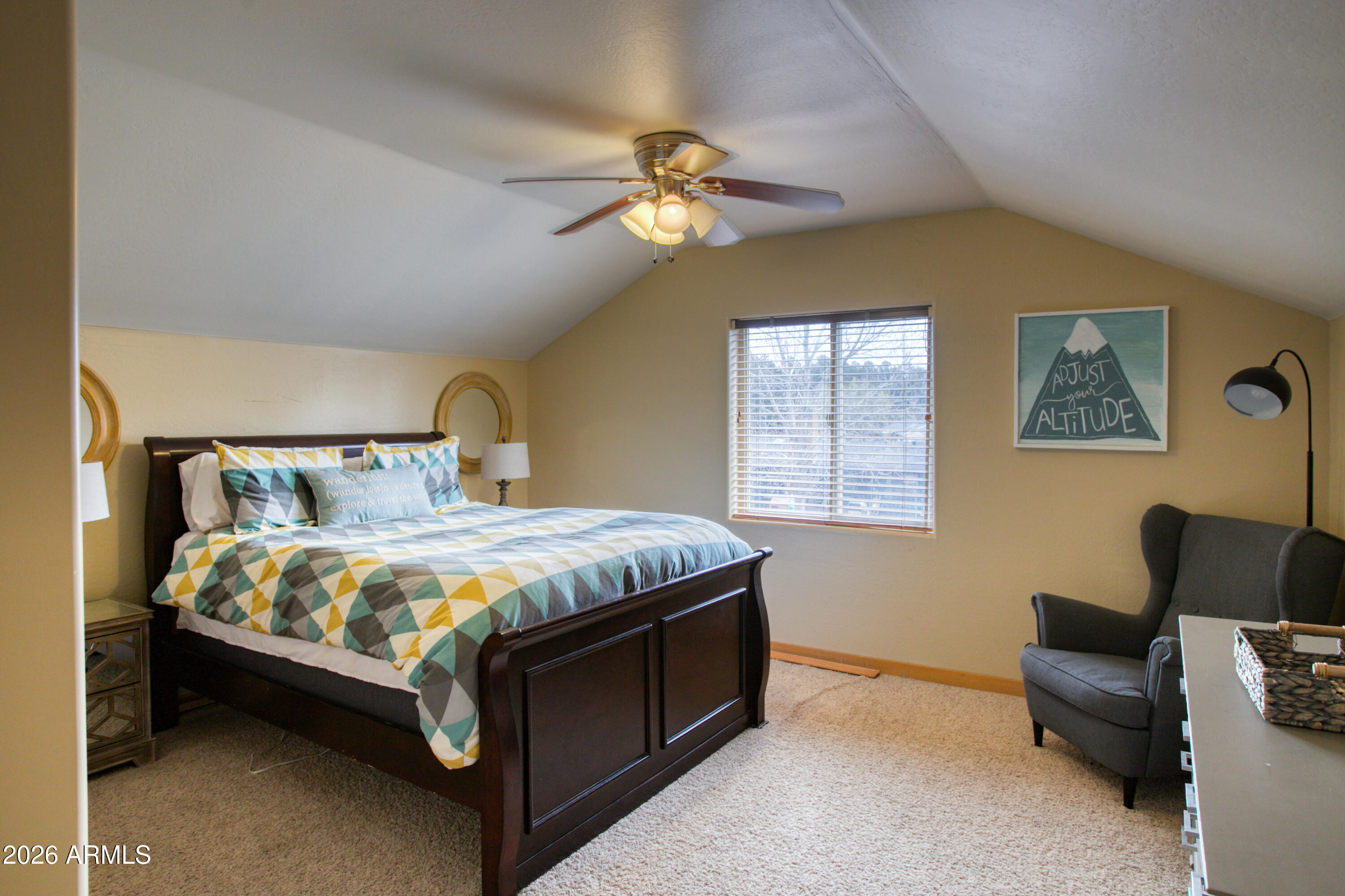 WOODLAND HILLS - Residential