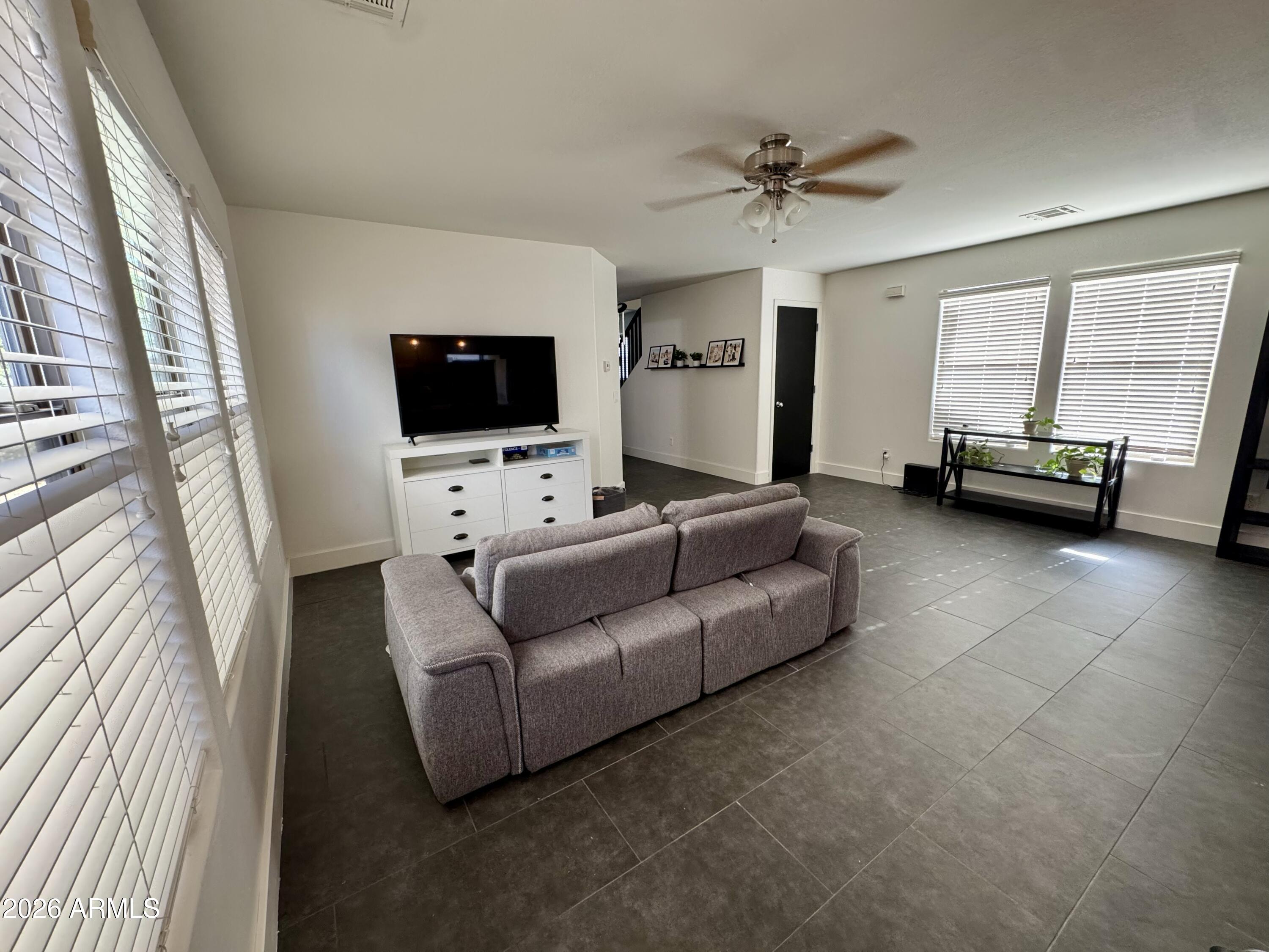 BELL POINTE 1 - Residential