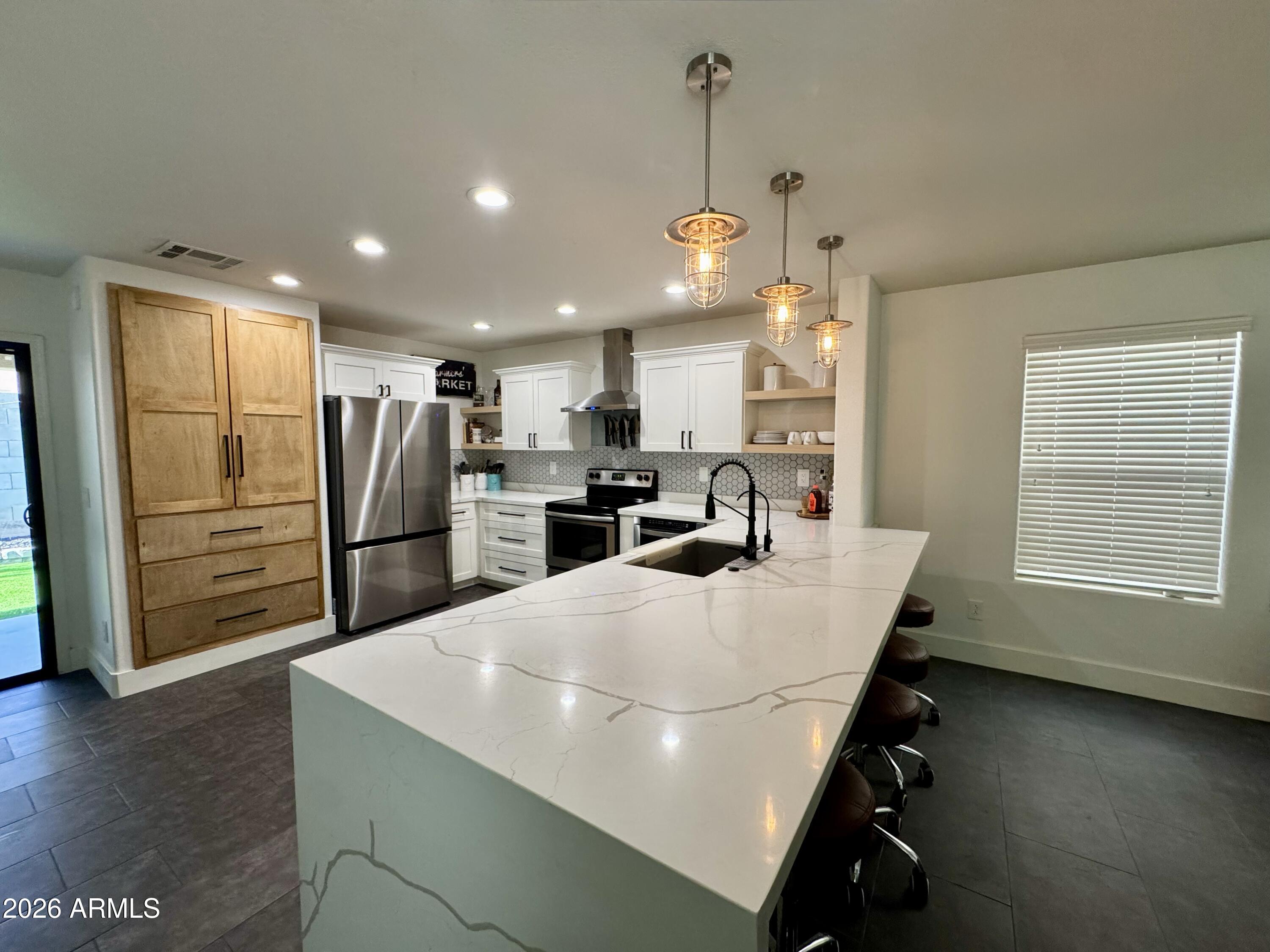 BELL POINTE 1 - Residential