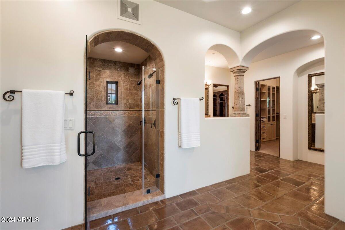 Whisper Rock - Residential
