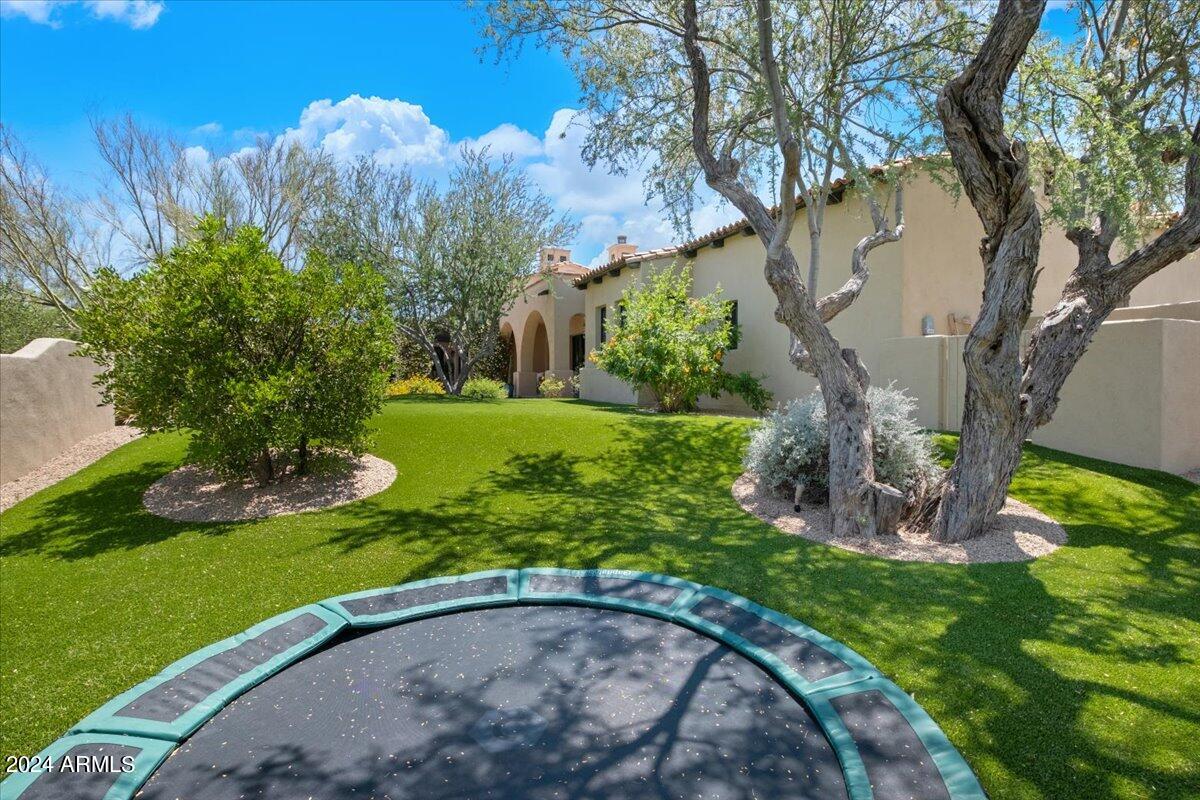 Whisper Rock - Residential