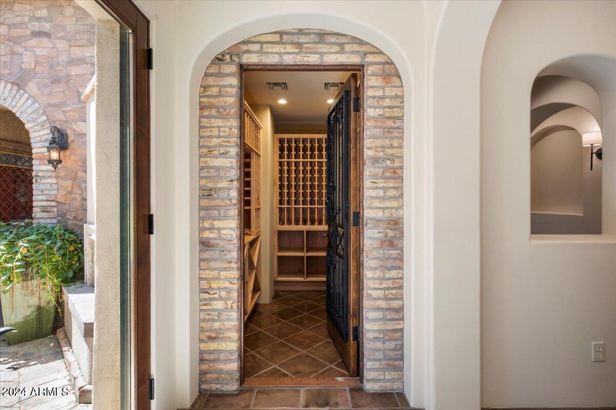 Whisper Rock - Residential