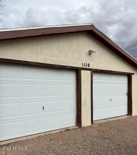 Tombstone - Residential Income